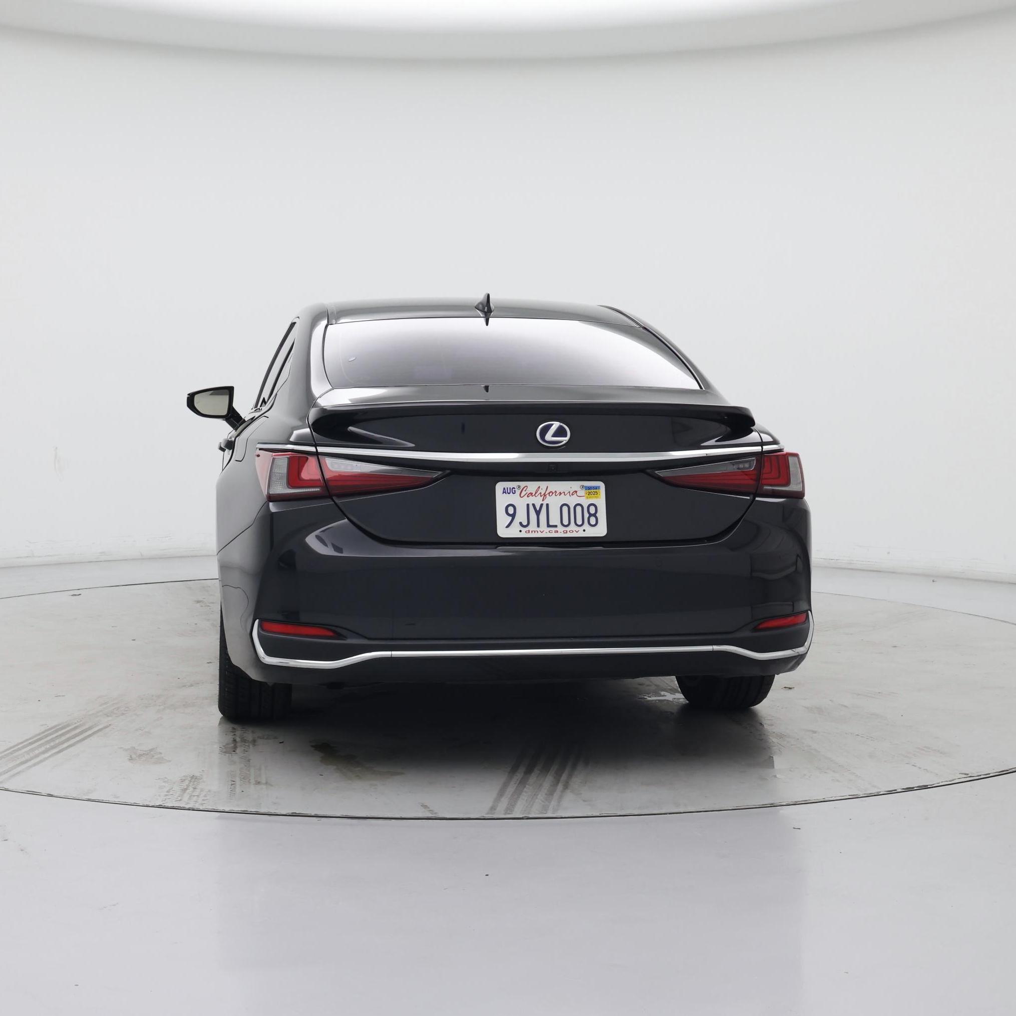 Thumbnail: 2021 Lexus ES - 6