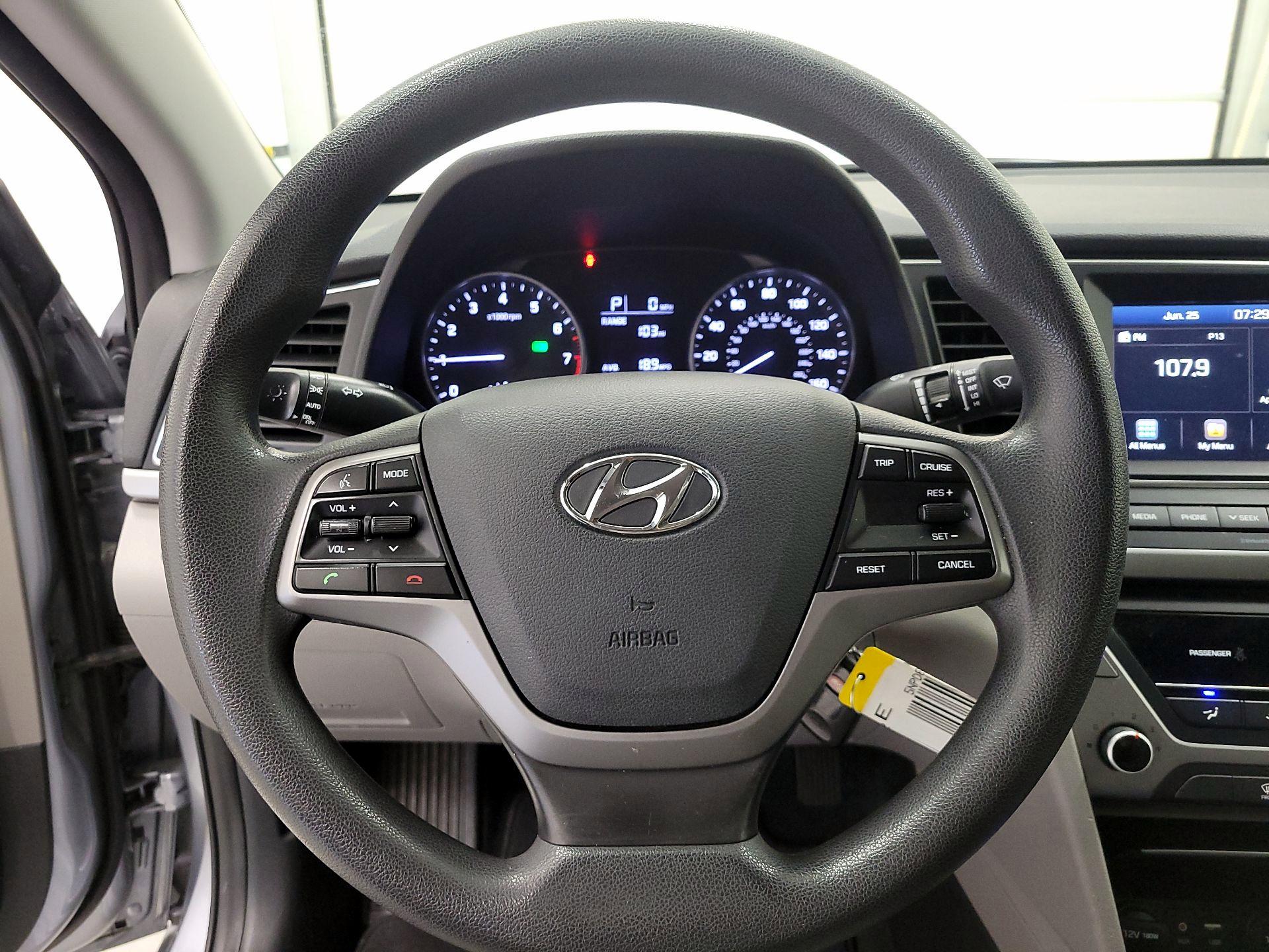 Thumbnail: 2017 Hyundai Elantra - 10