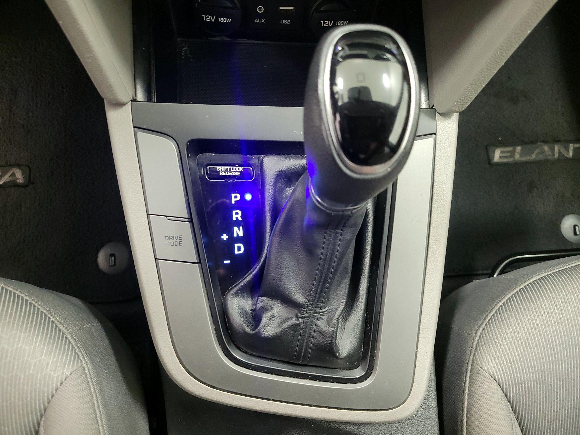 Thumbnail: 2017 Hyundai Elantra - 17