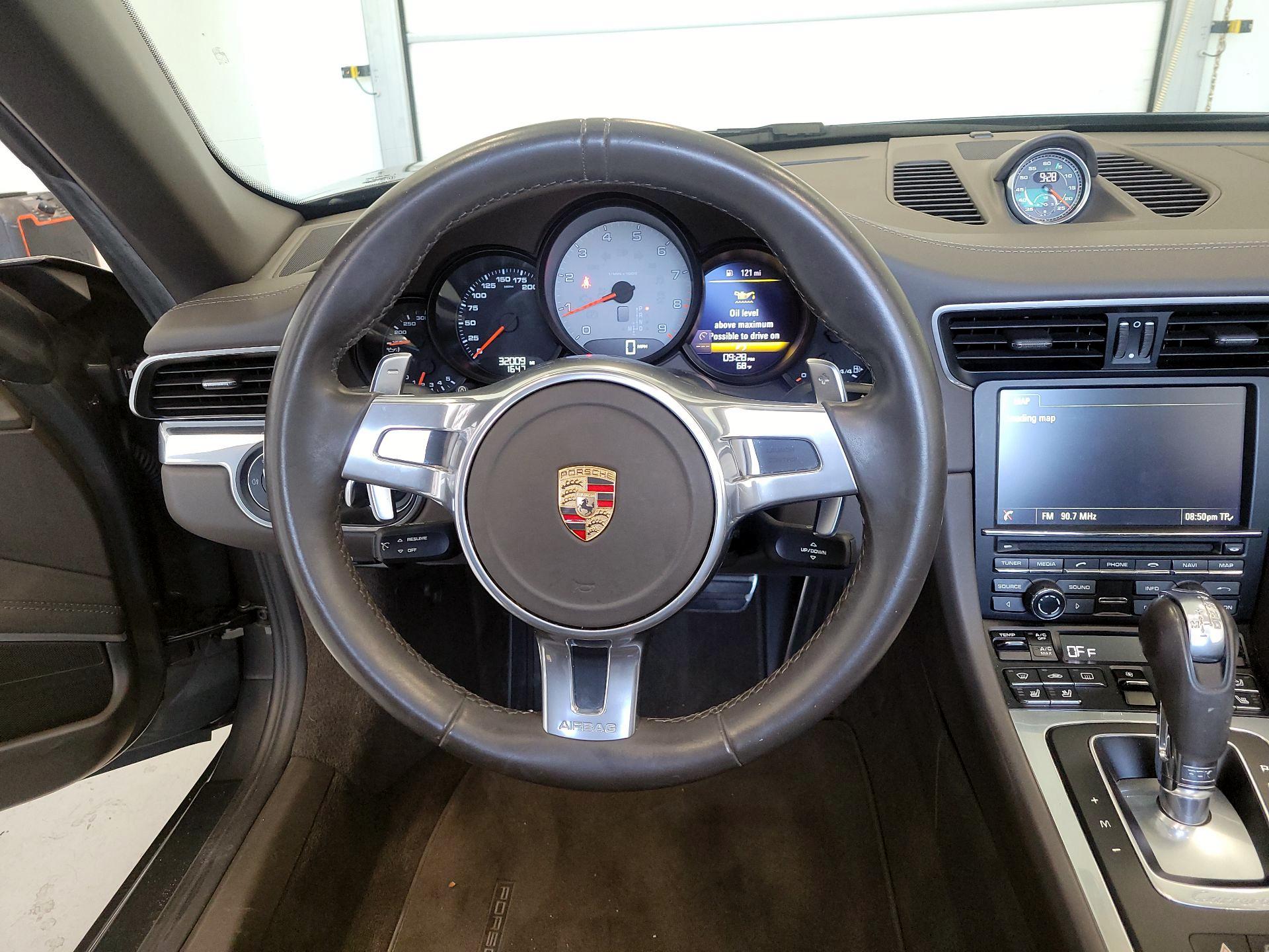 Thumbnail: 2014 Porsche 911 - 10
