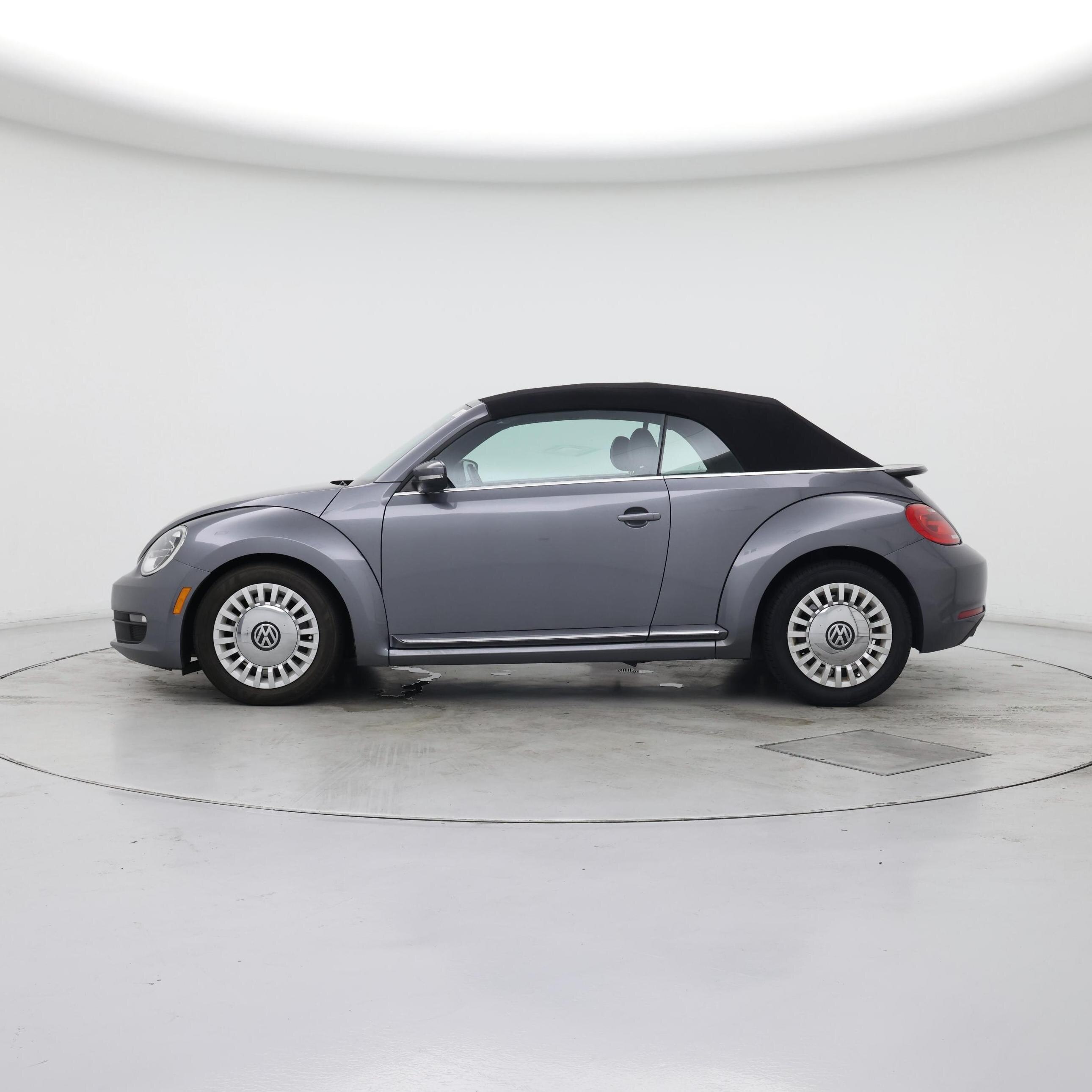 Thumbnail: 2016 Volkswagen Beetle - 3