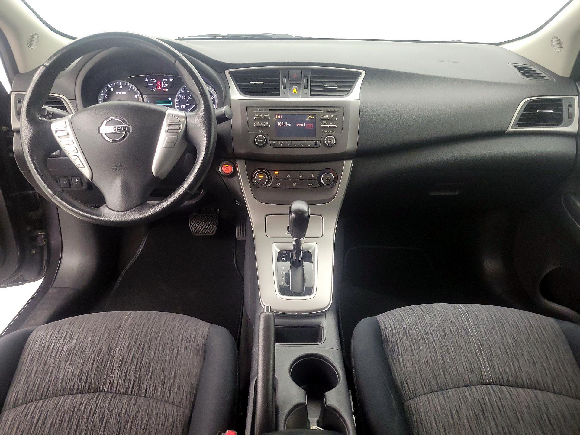 Thumbnail: 2014 Nissan Sentra - 9
