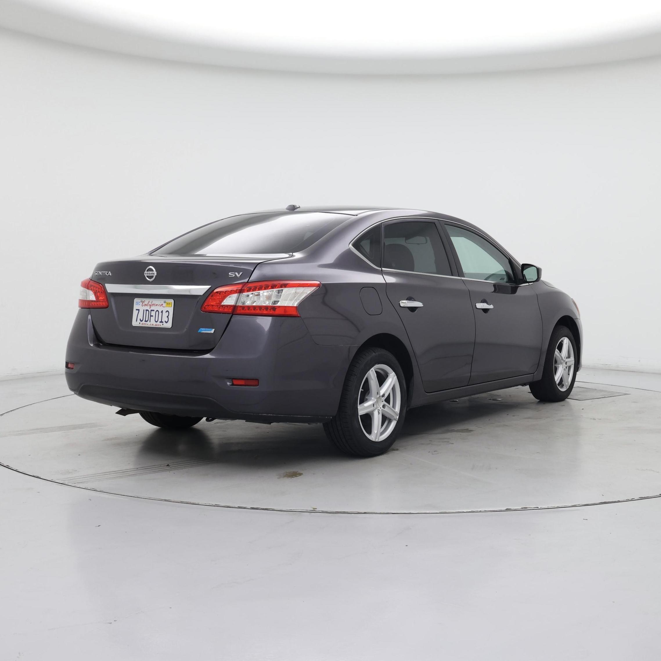 Thumbnail: 2014 Nissan Sentra - 8