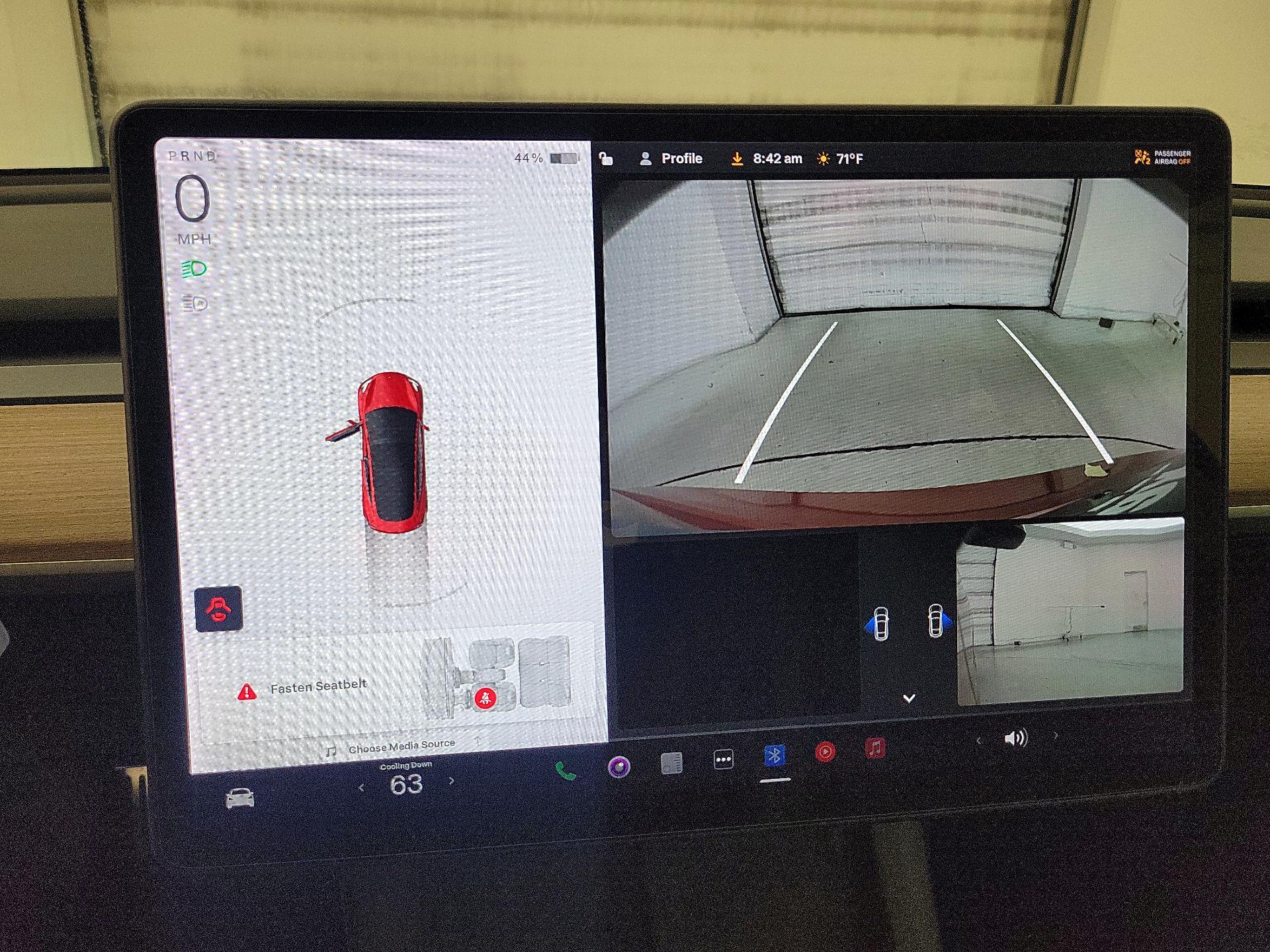 Thumbnail: 2021 Tesla Model 3 - 14
