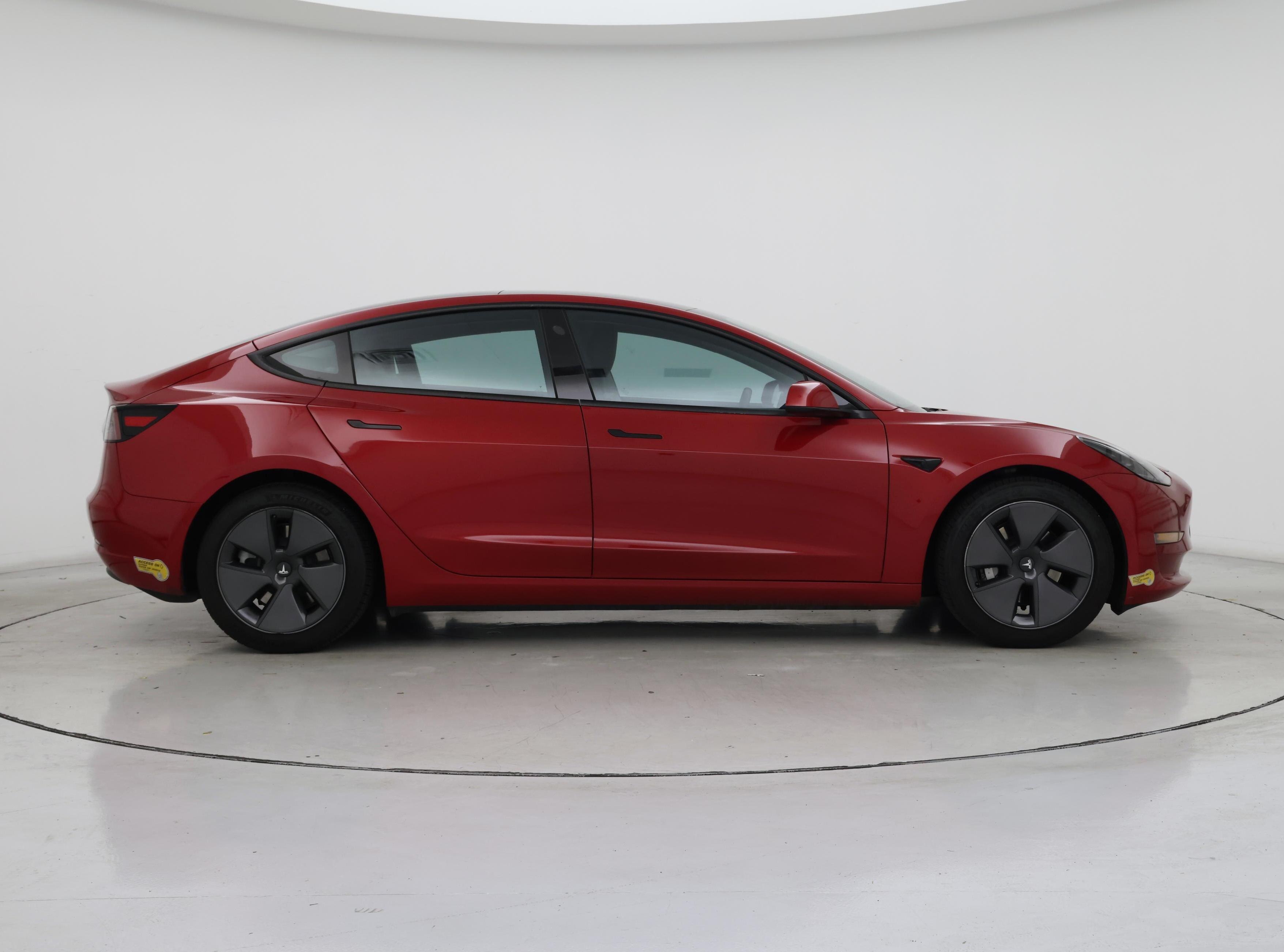 Thumbnail: 2021 Tesla Model 3 - 7