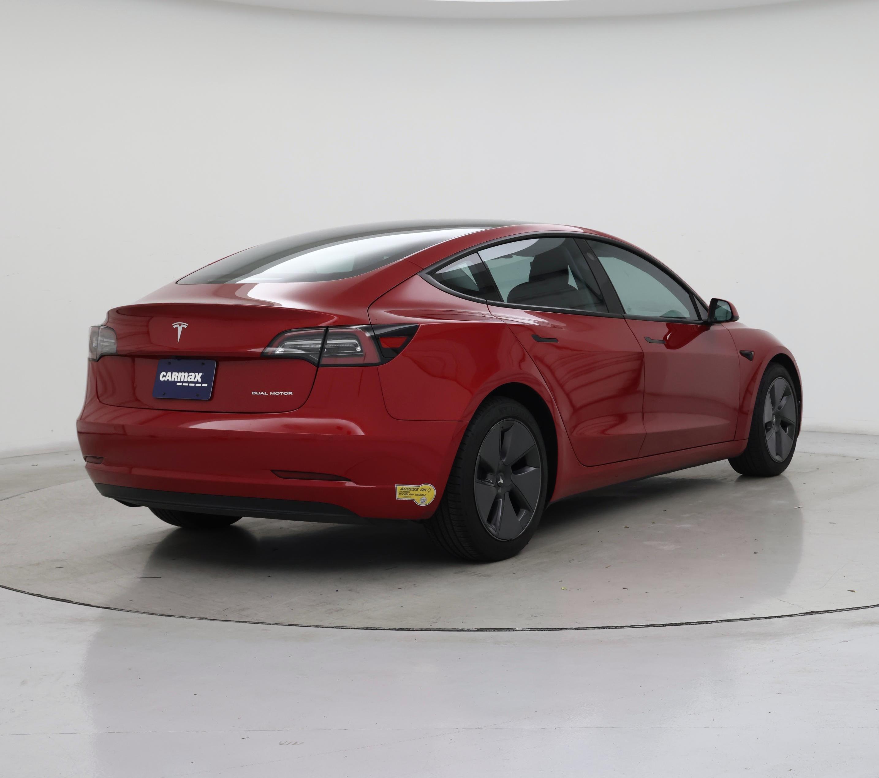 Thumbnail: 2021 Tesla Model 3 - 8