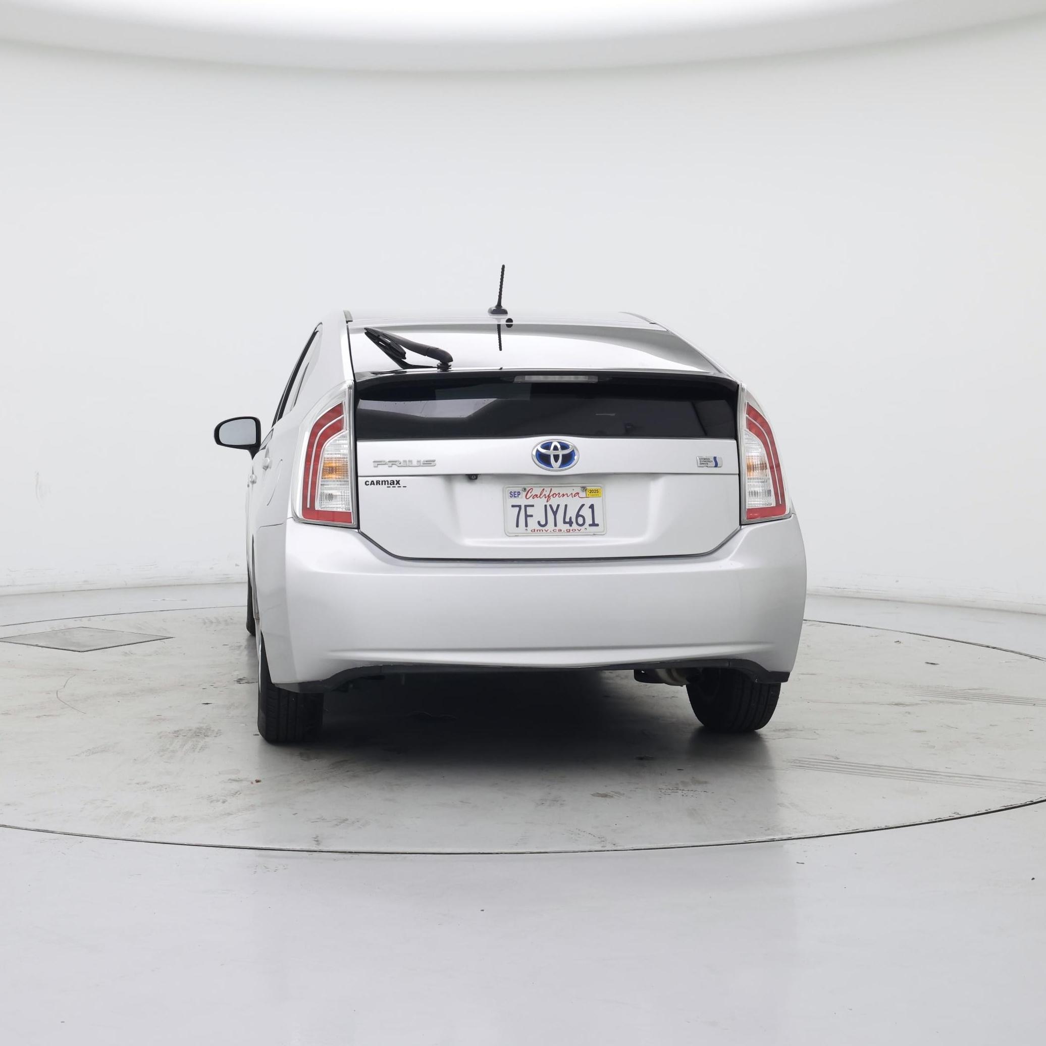 Thumbnail: 2014 Toyota Prius - 6