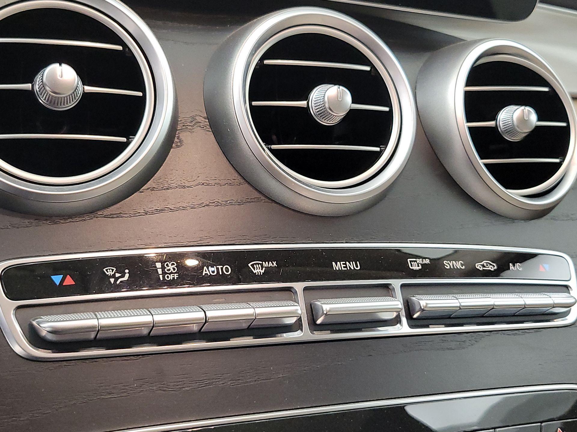 Thumbnail: 2020 Mercedes-Benz C-Class - 16