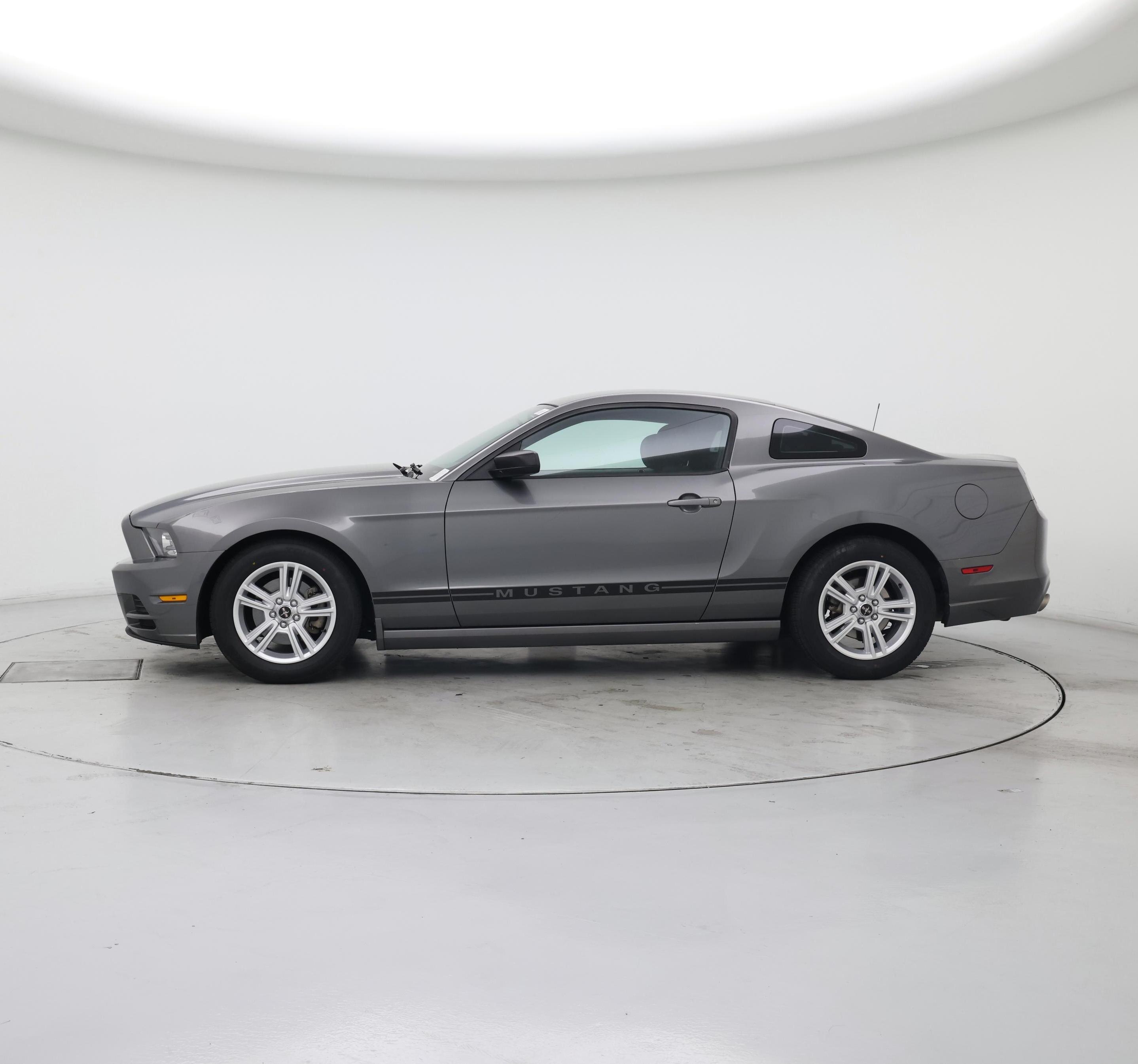 Thumbnail: 2014 Ford Mustang - 3