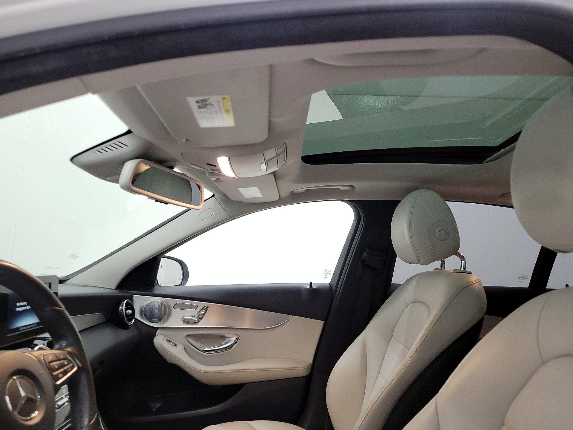 Thumbnail: 2016 Mercedes-Benz C-Class - 18