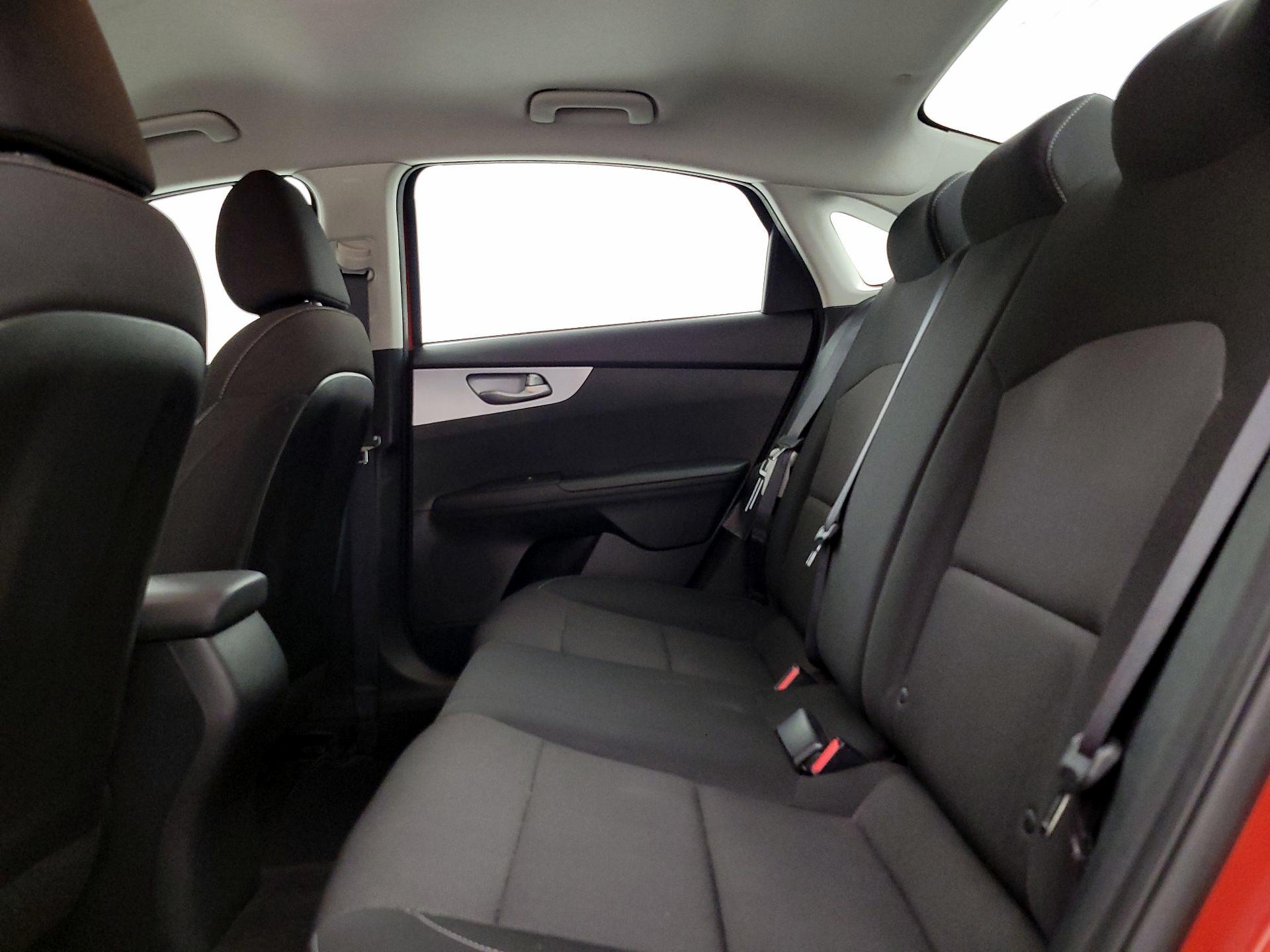 Thumbnail: 2023 Kia Forte - 19