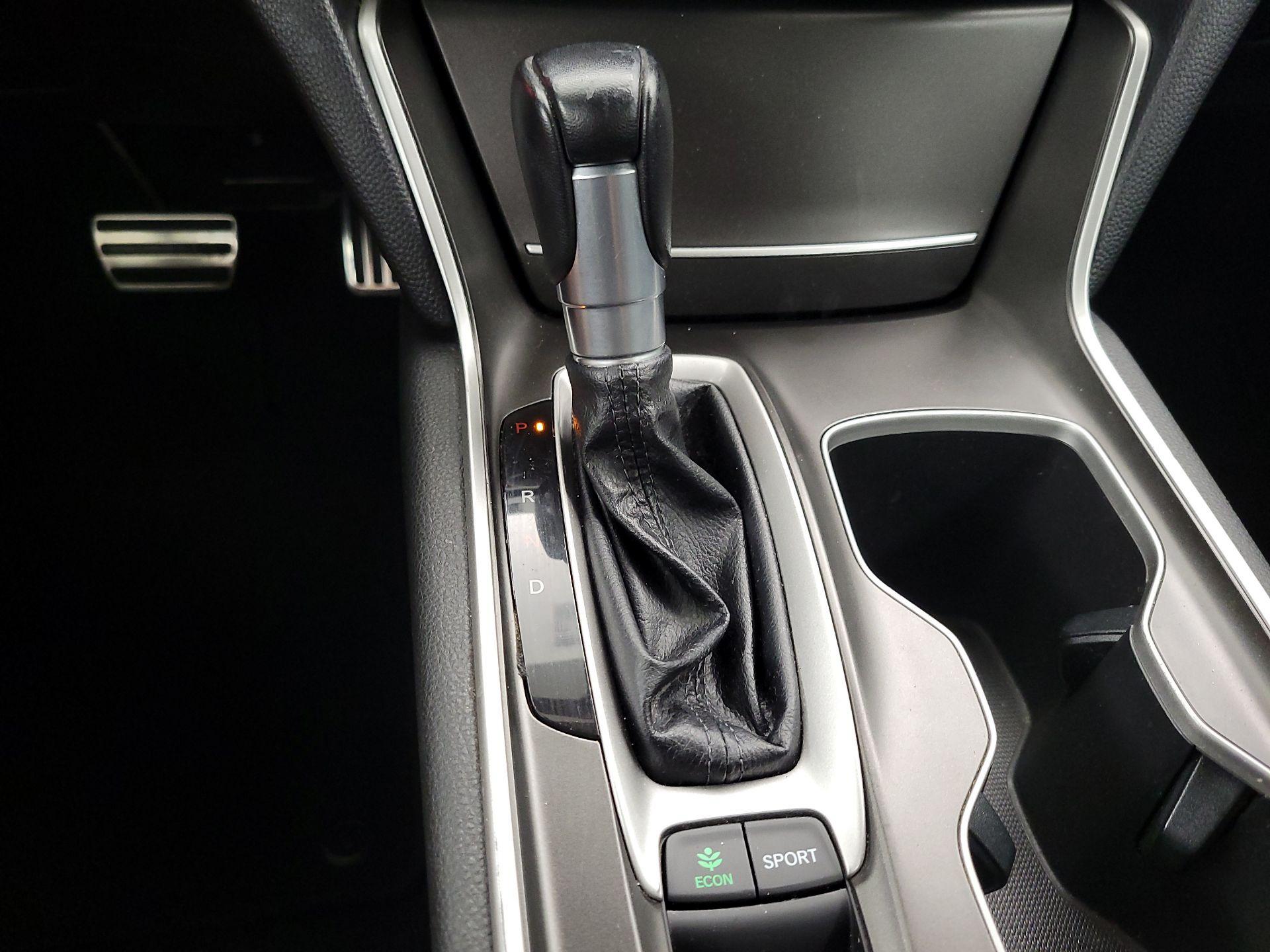 Thumbnail: 2018 Honda Accord - 17