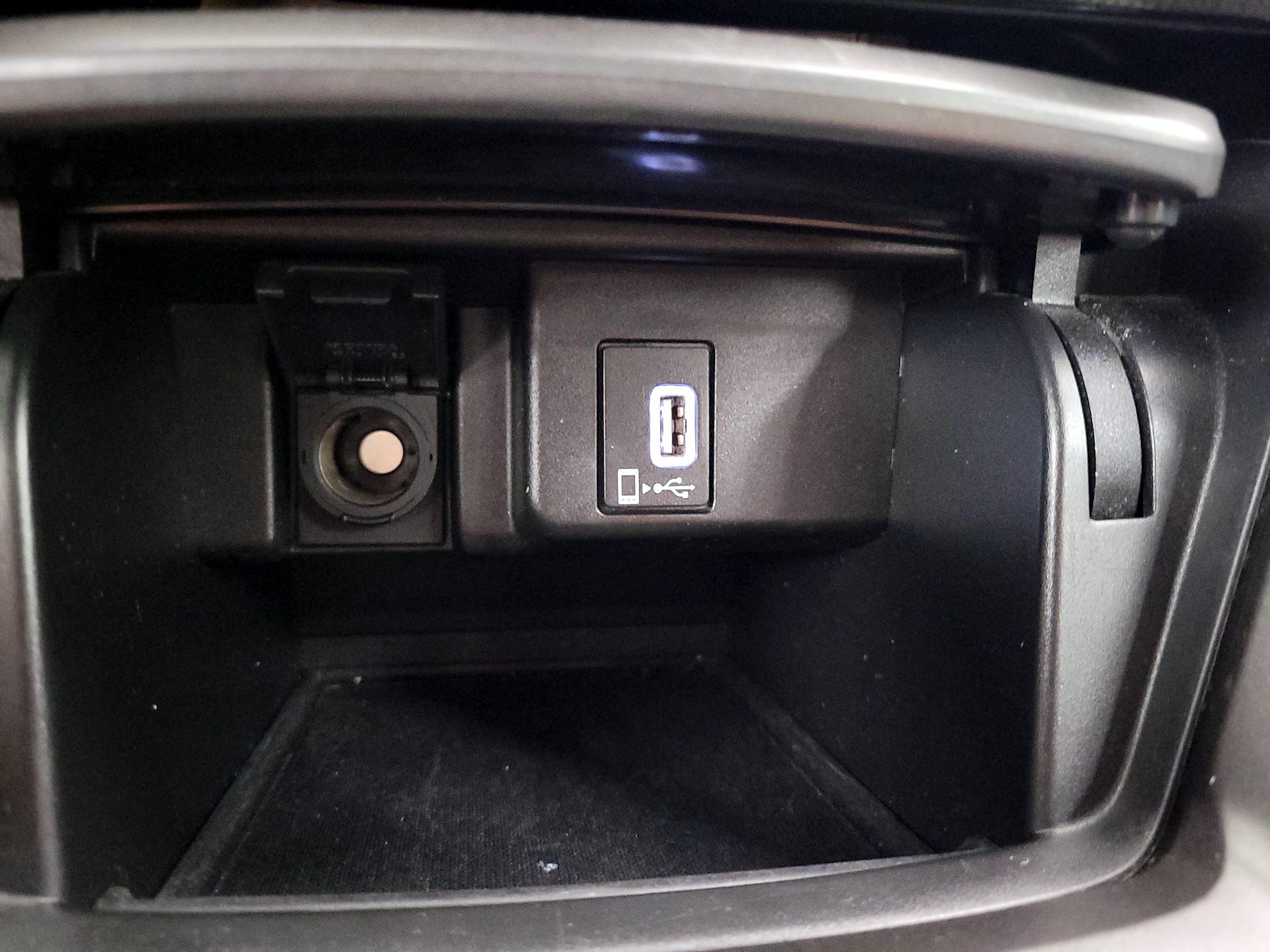 Thumbnail: 2018 Honda Accord - 18