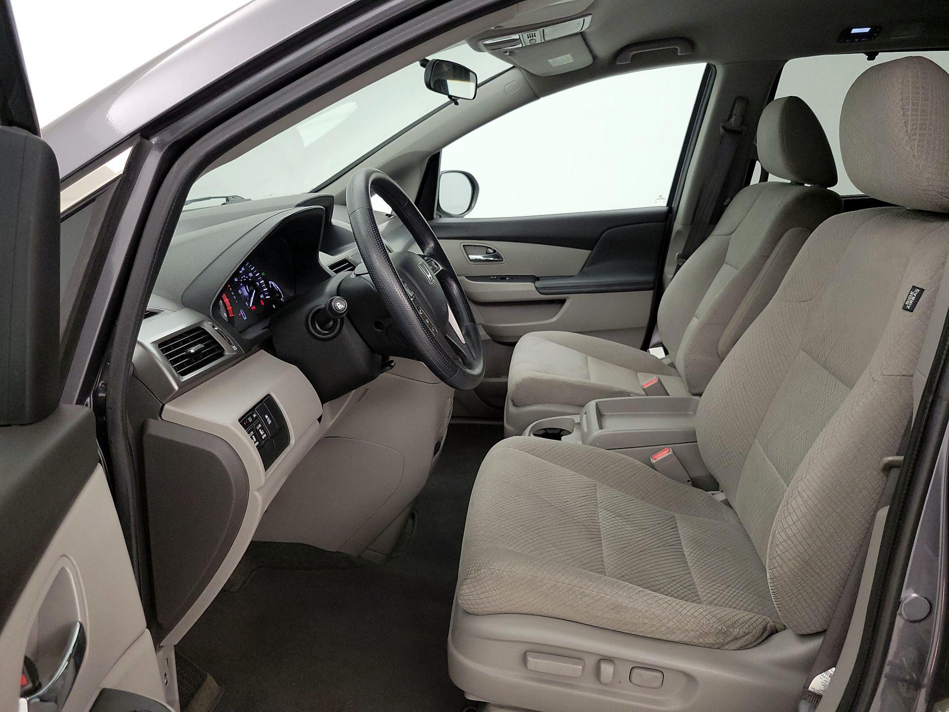 Thumbnail: 2016 Honda Odyssey - 11