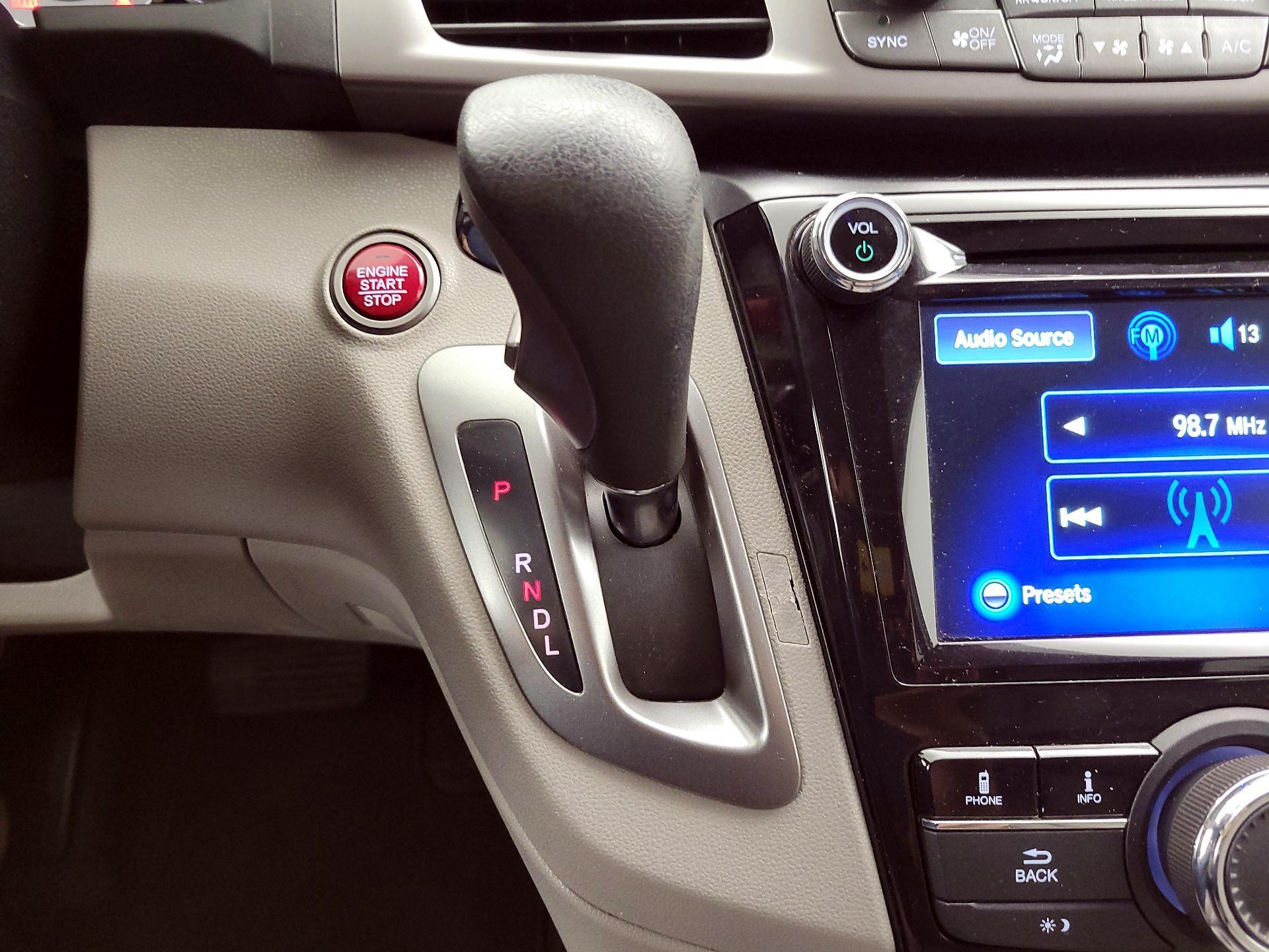Thumbnail: 2016 Honda Odyssey - 17