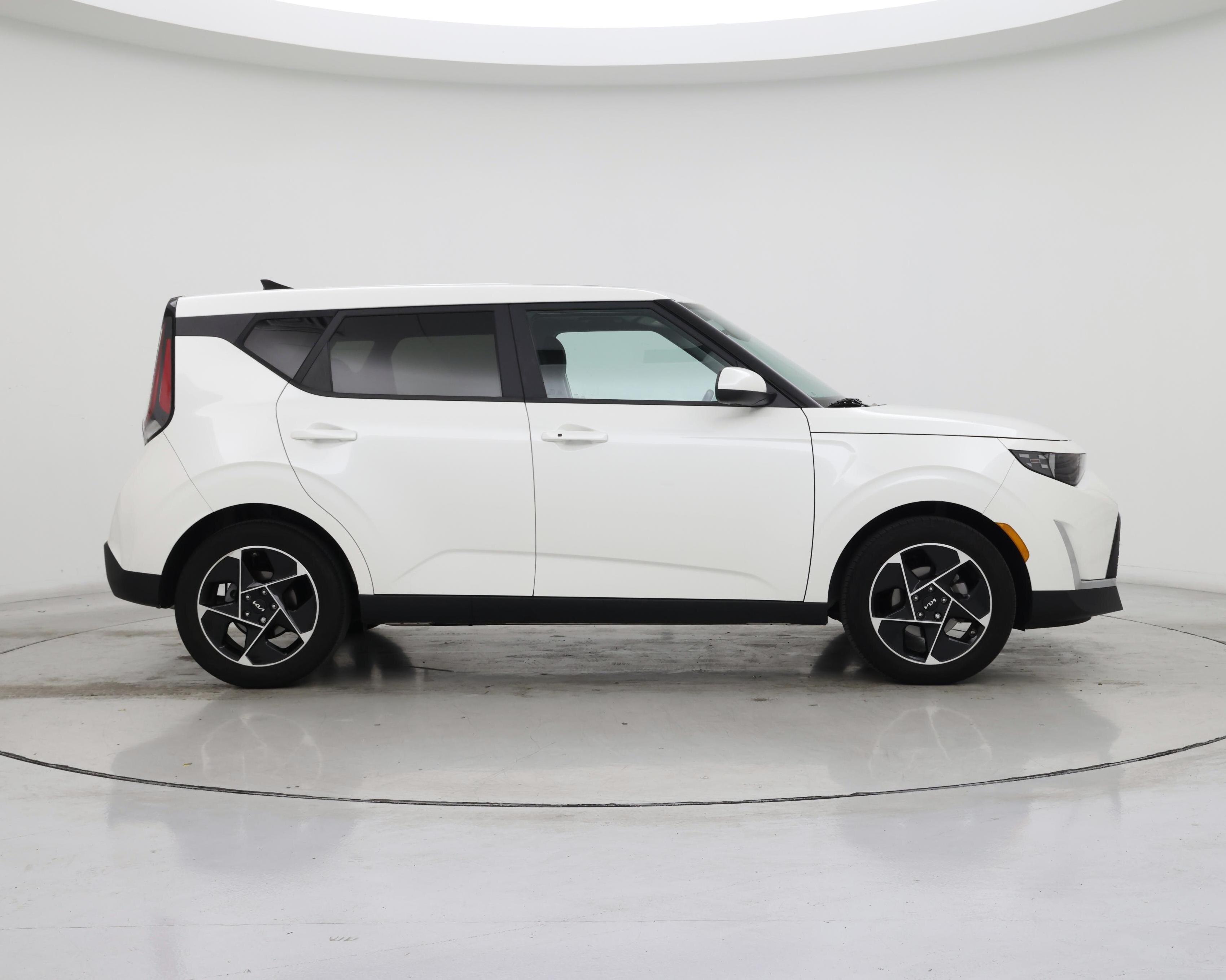 Thumbnail: 2024 Kia Soul - 7