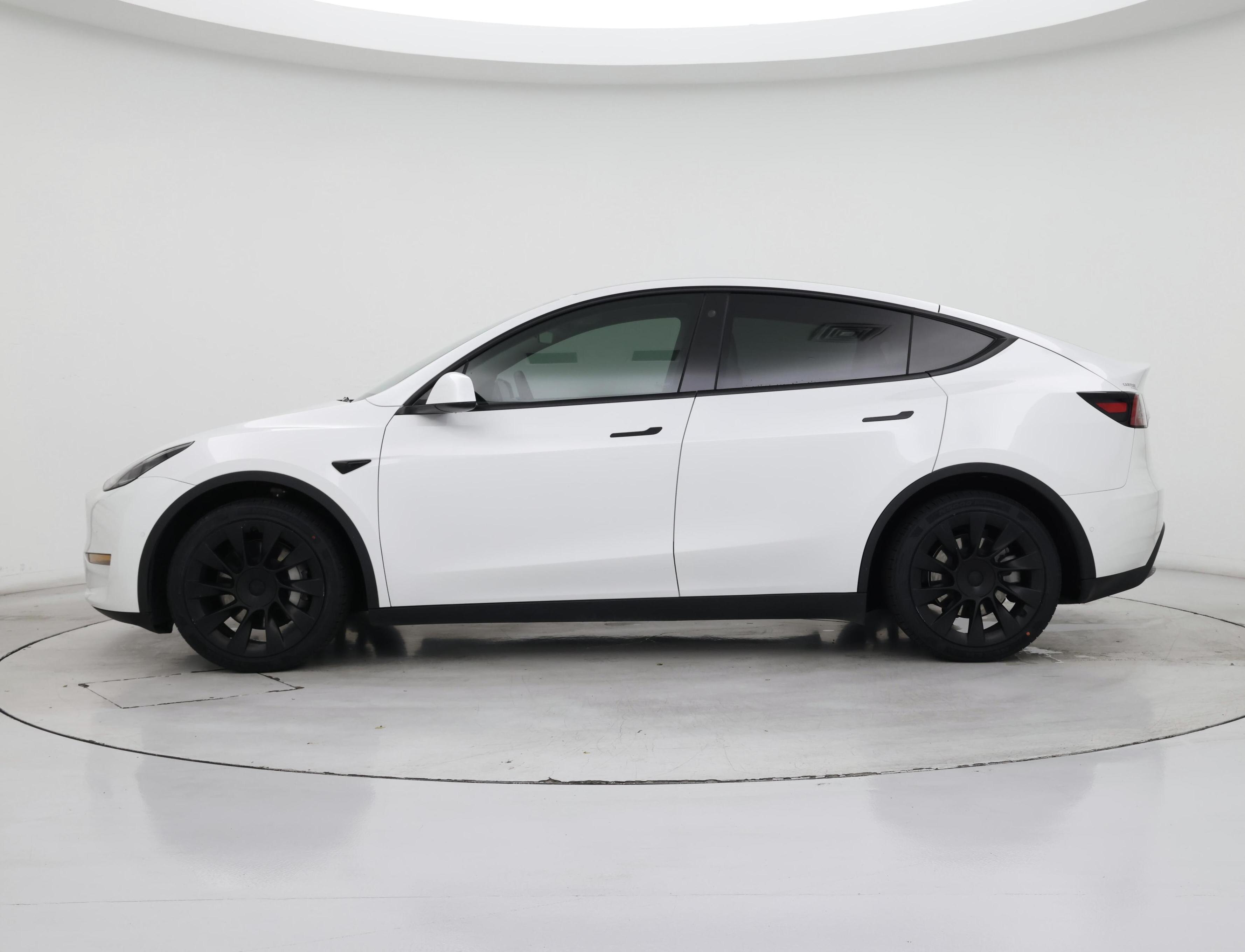 Thumbnail: 2021 Tesla Model Y - 3