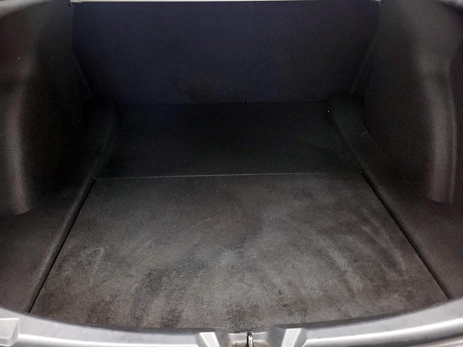 Thumbnail: 2021 Tesla Model 3 - 19