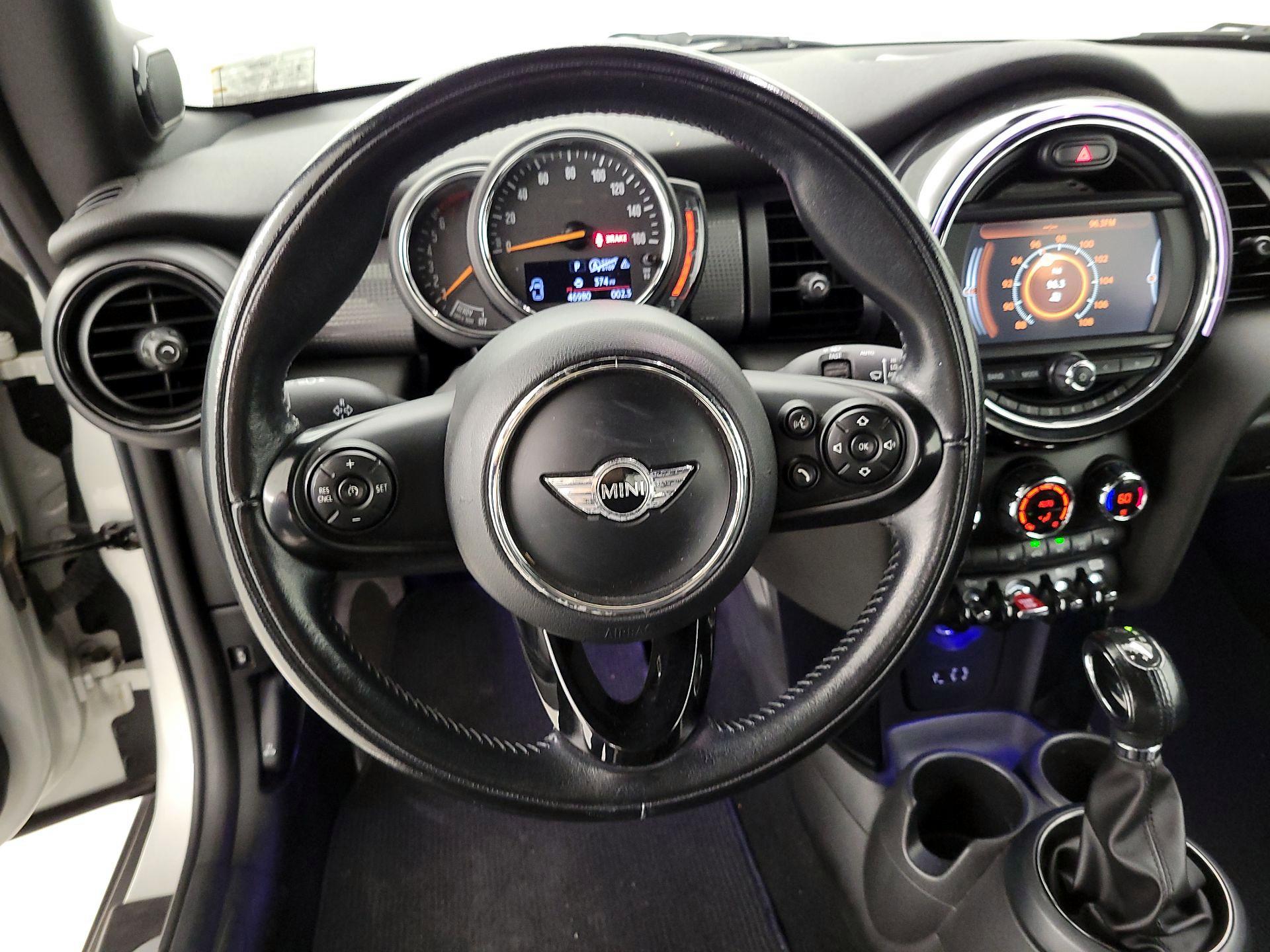Thumbnail: 2018 MINI Cooper - 10