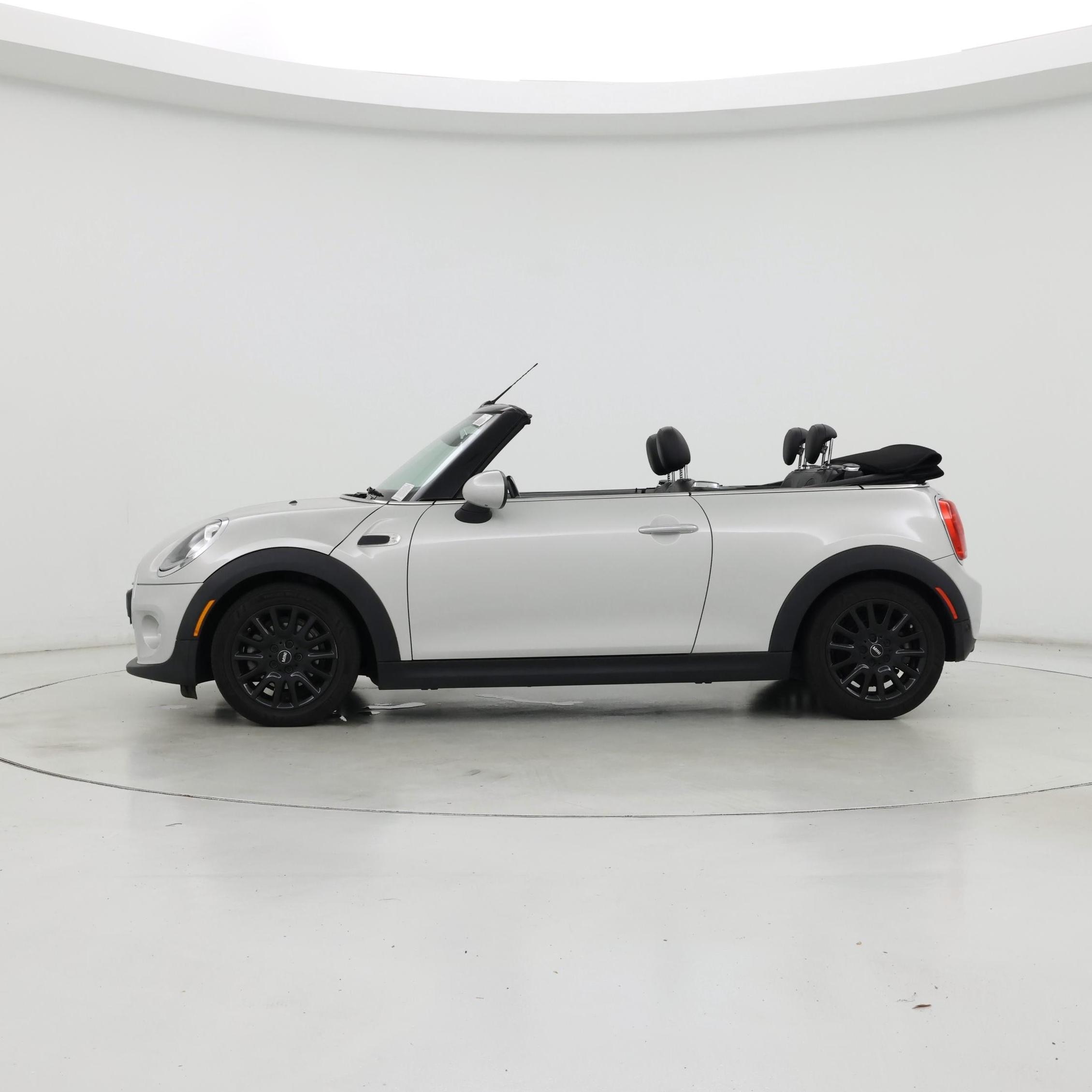 Thumbnail: 2018 MINI Cooper - 3