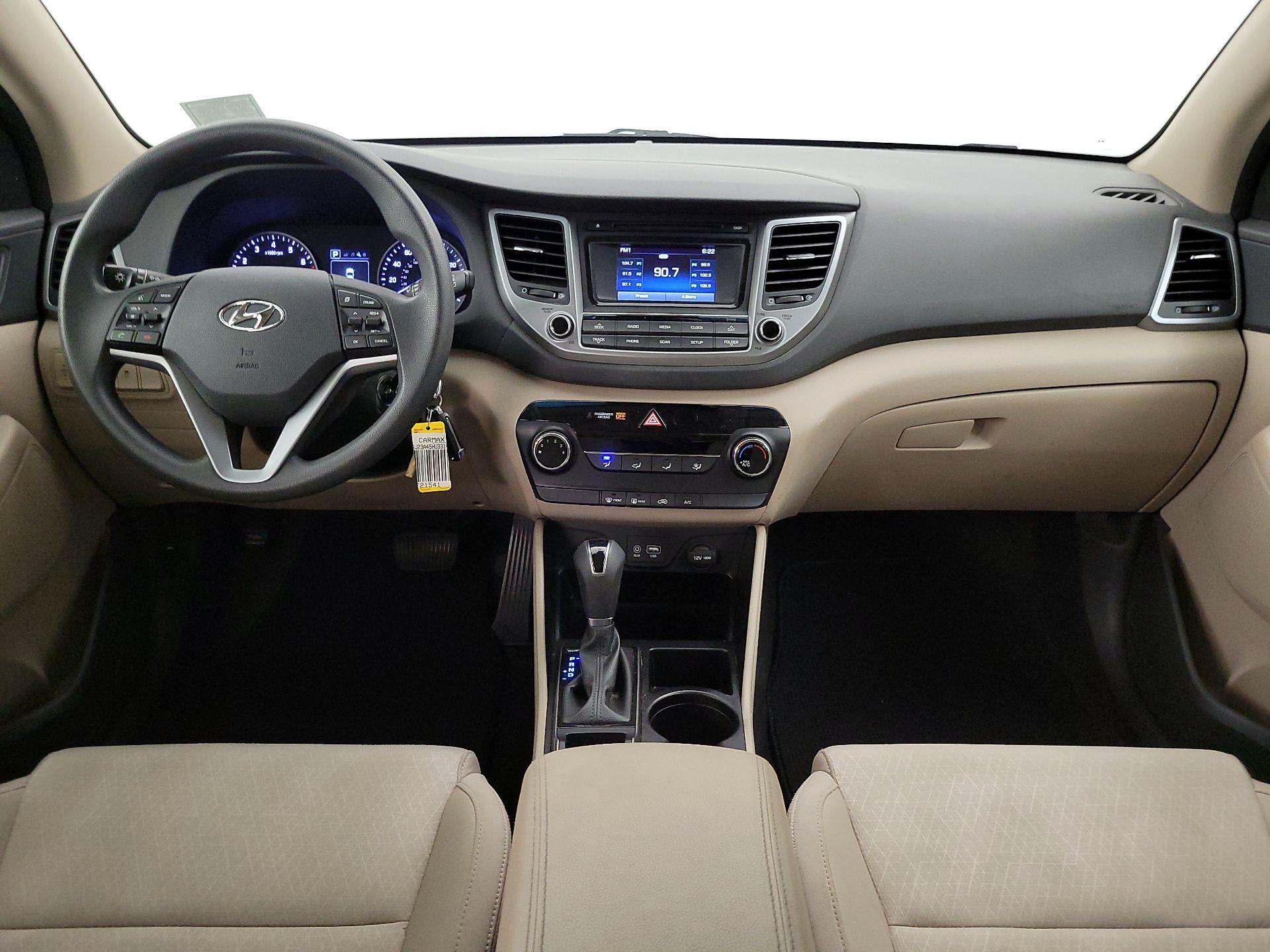 Thumbnail: 2017 Hyundai Tucson - 9