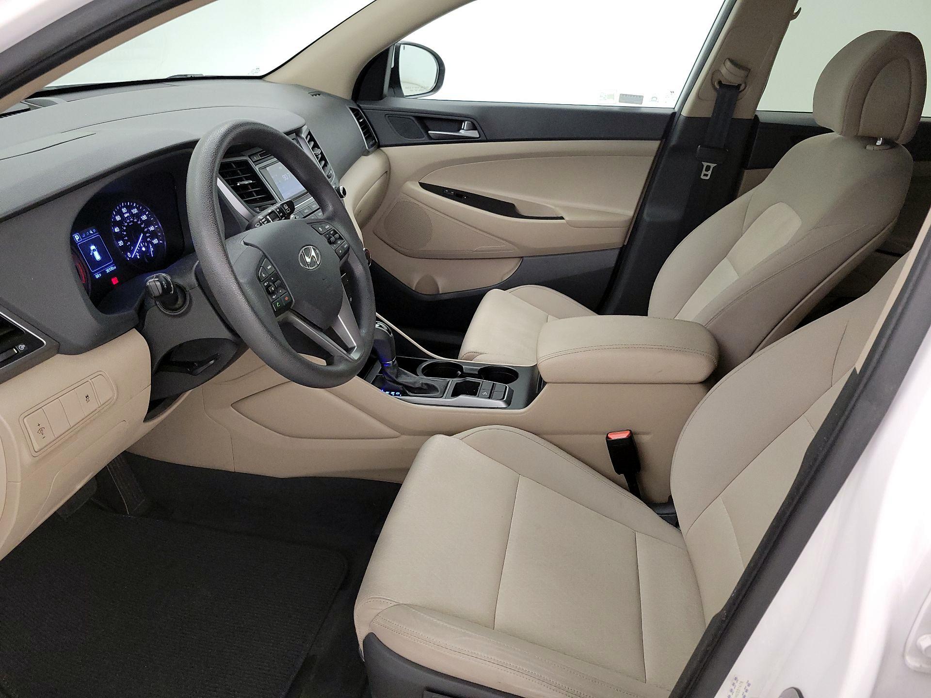 Thumbnail: 2017 Hyundai Tucson - 11