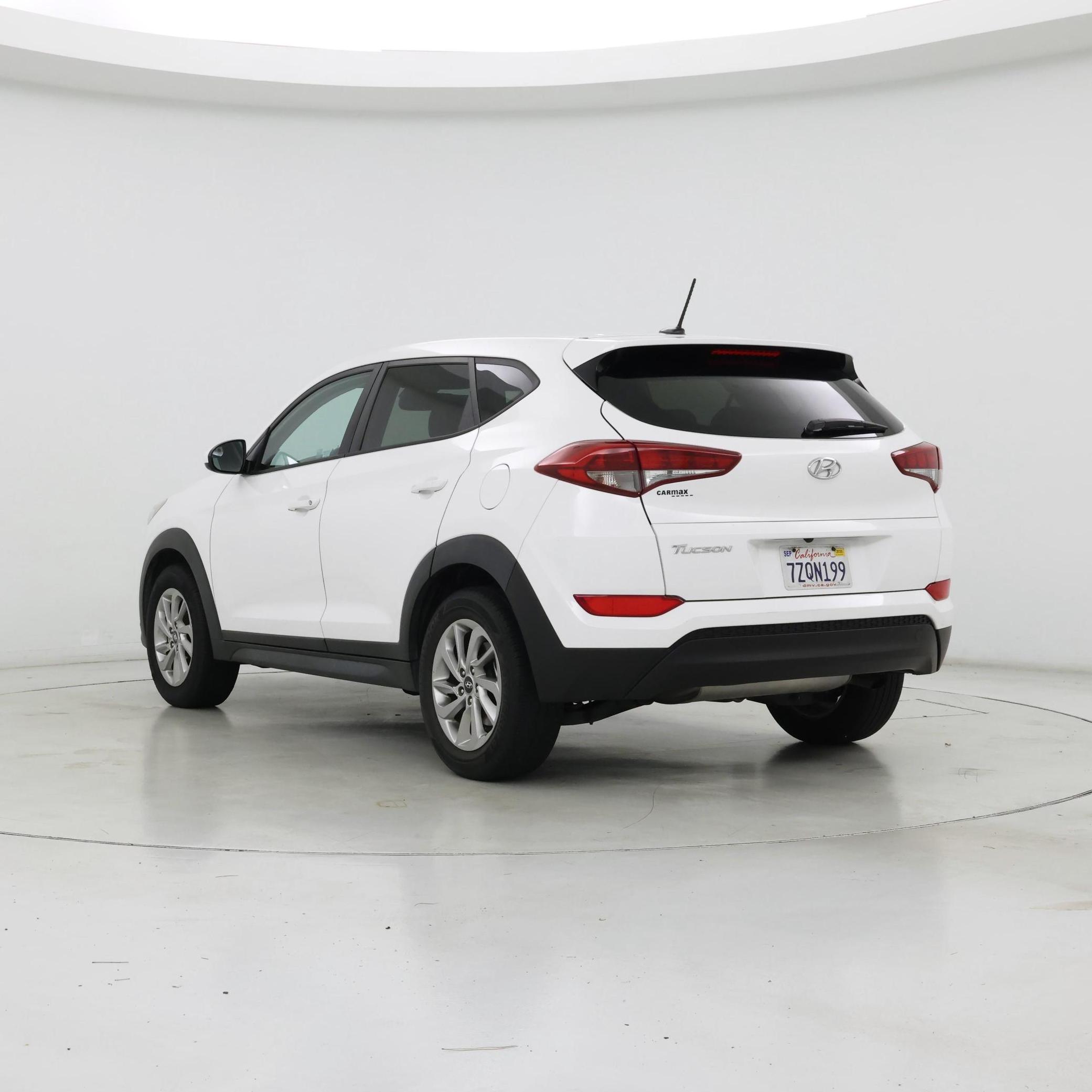 Thumbnail: 2017 Hyundai Tucson - 2