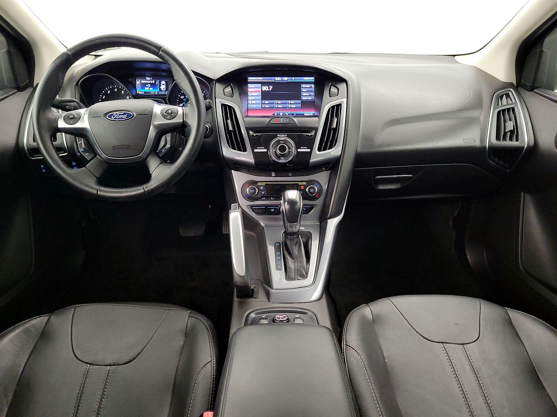 Thumbnail: 2013 Ford Focus - 9