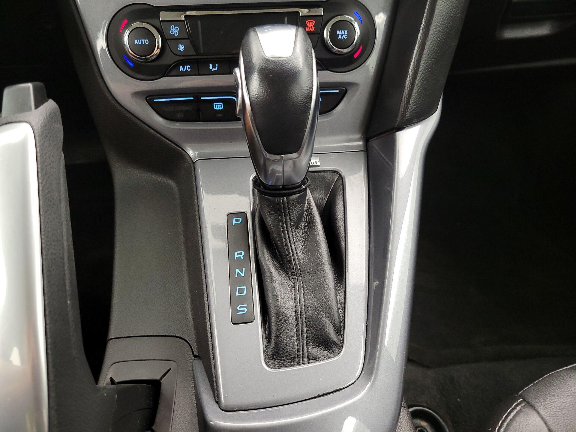 Thumbnail: 2013 Ford Focus - 18
