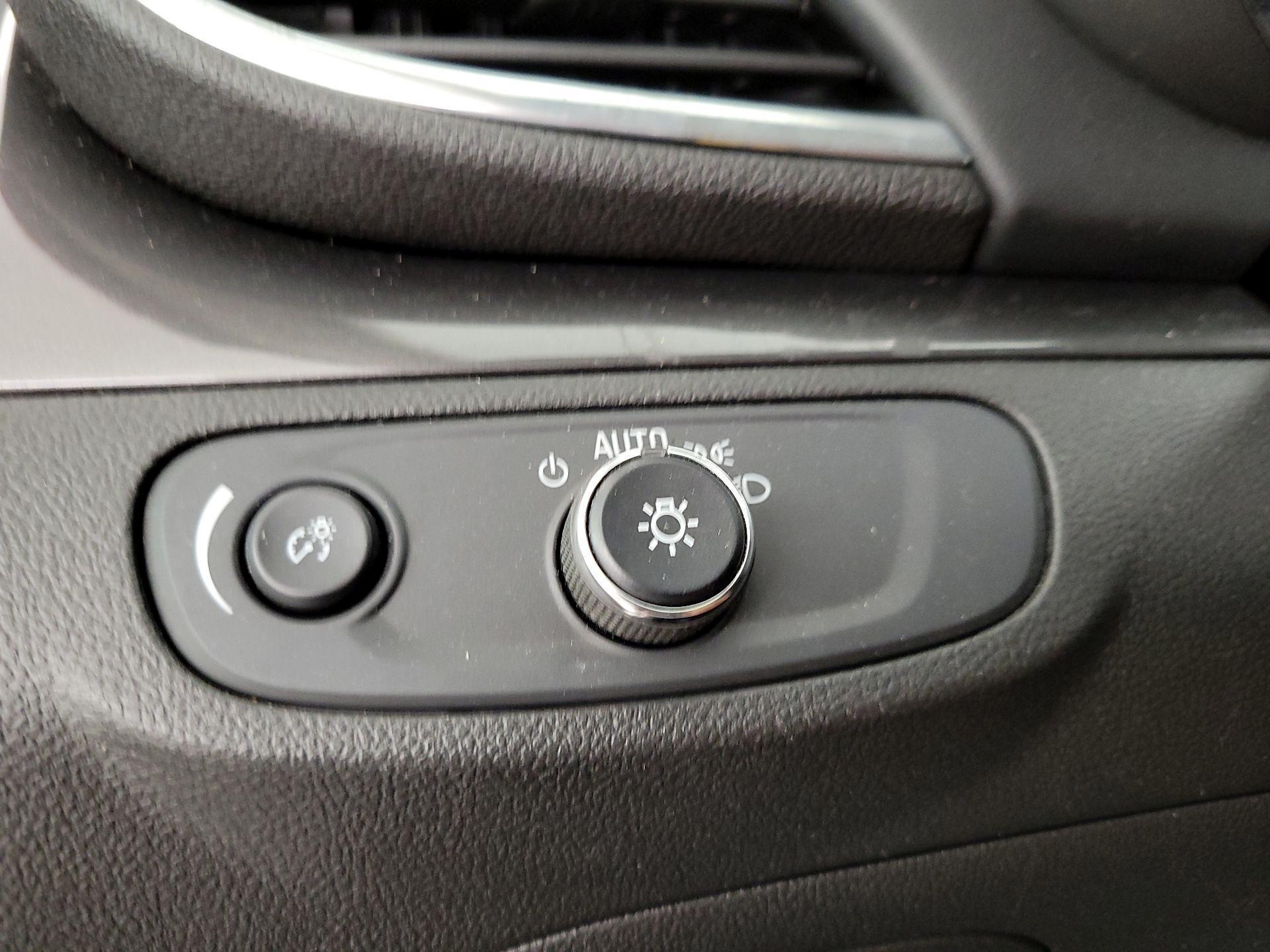 Thumbnail: 2019 Buick Encore - 13