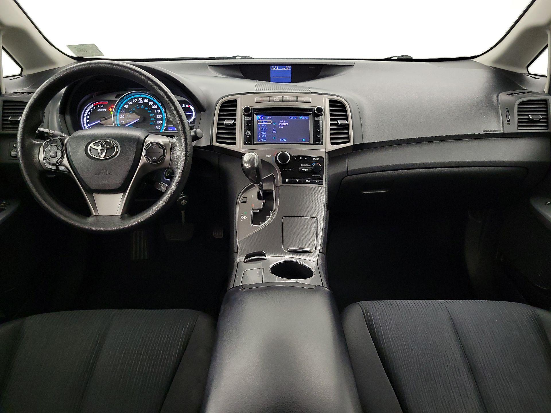 Thumbnail: 2013 Toyota Venza - 9