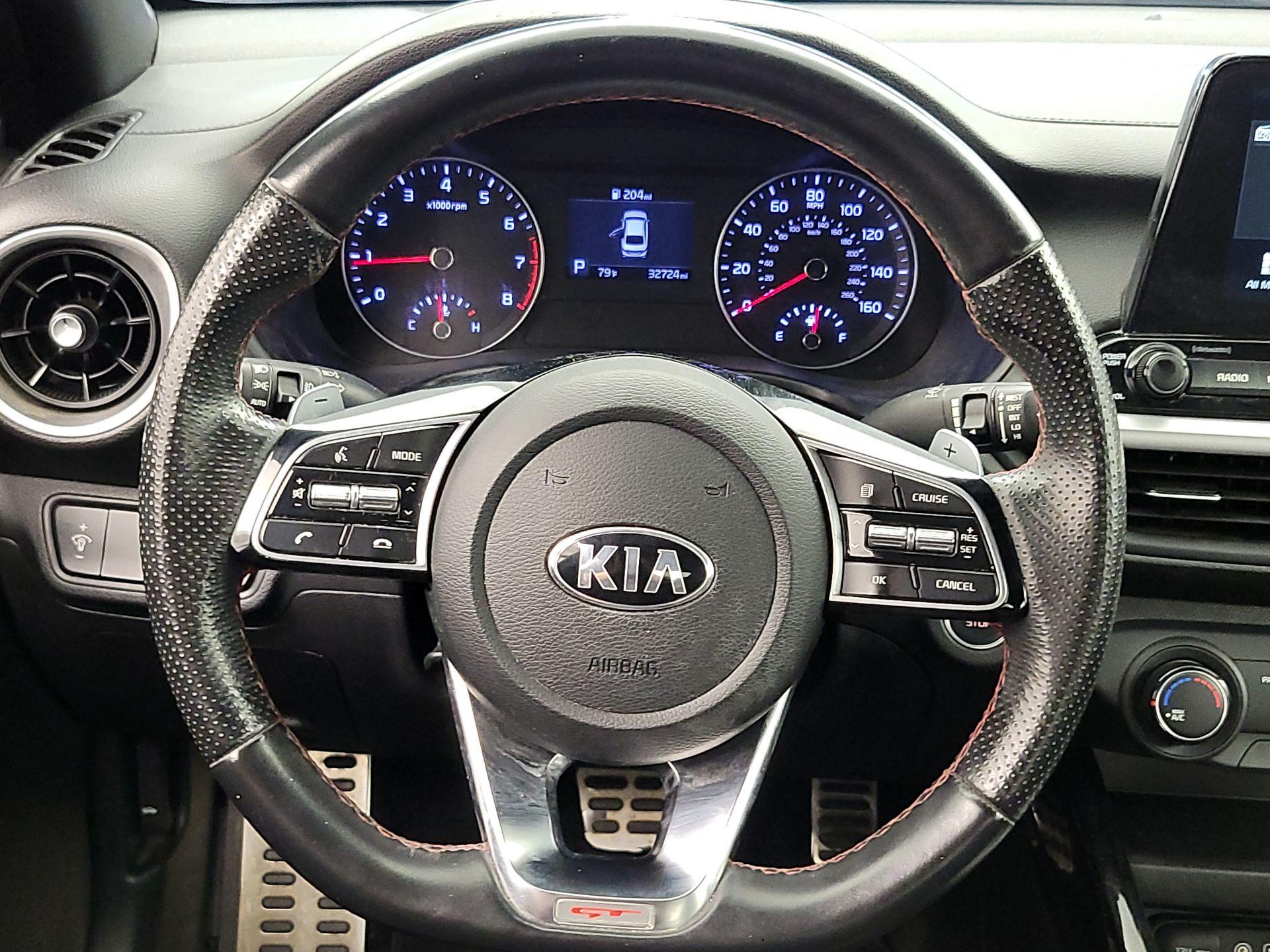 Thumbnail: 2020 Kia Forte - 10