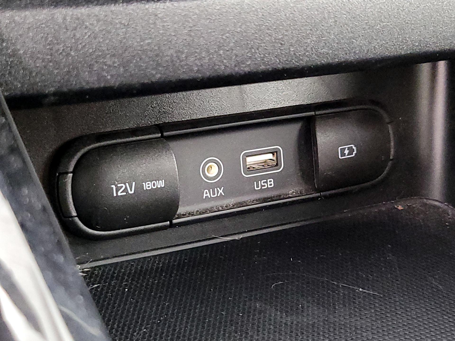 Thumbnail: 2020 Kia Forte - 18