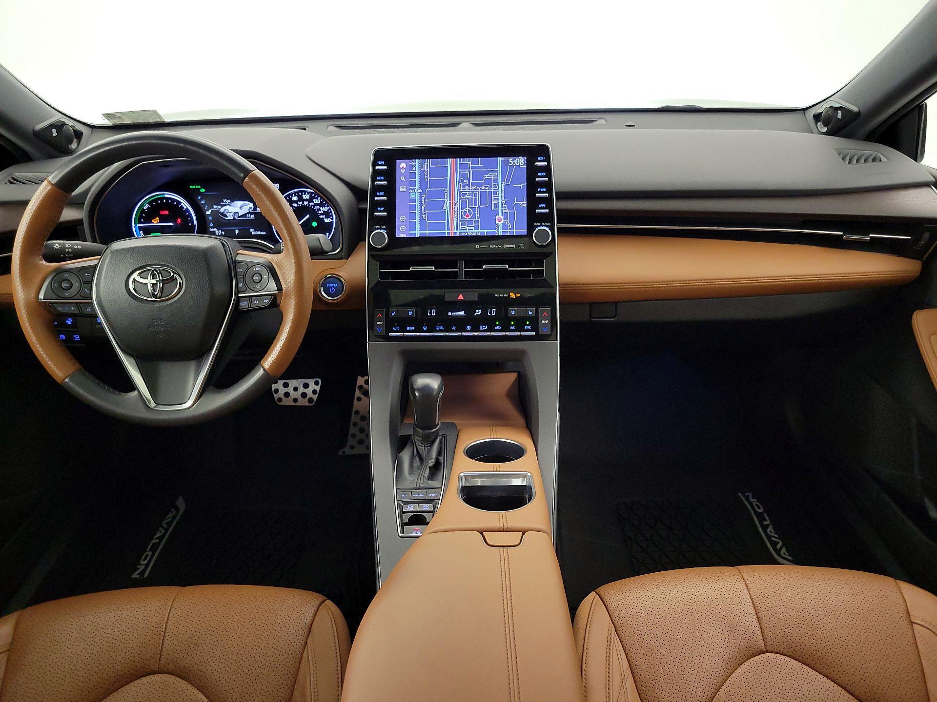 Thumbnail: 2021 Toyota Avalon - 9