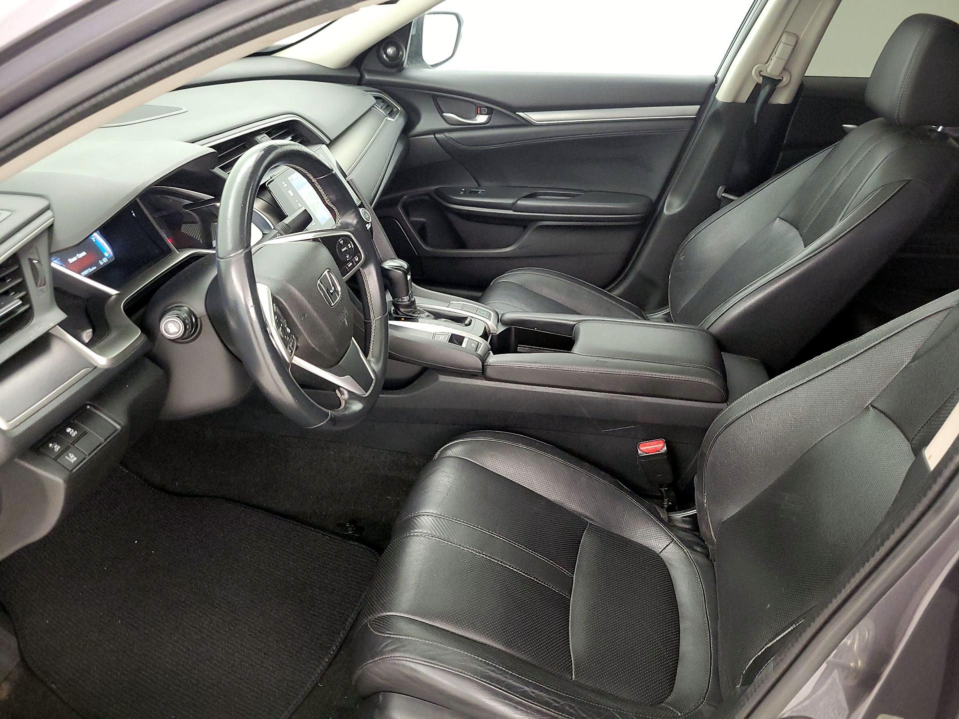 Thumbnail: 2016 Honda Civic - 11