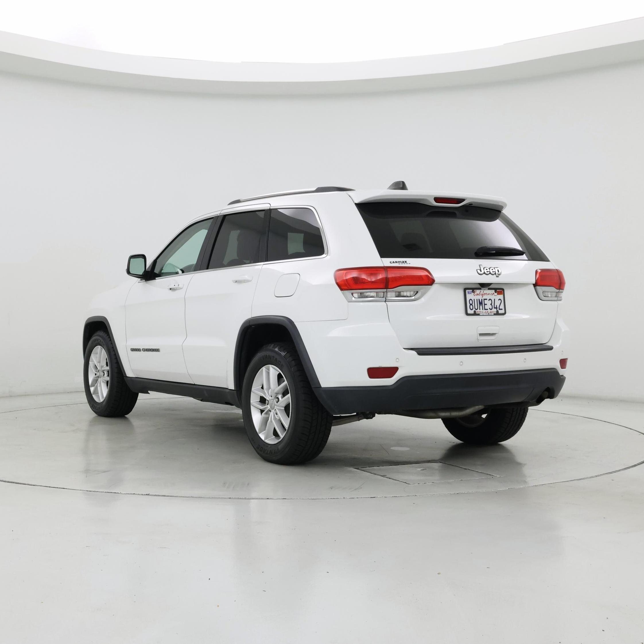 Thumbnail: 2017 Jeep Grand Cherokee - 2