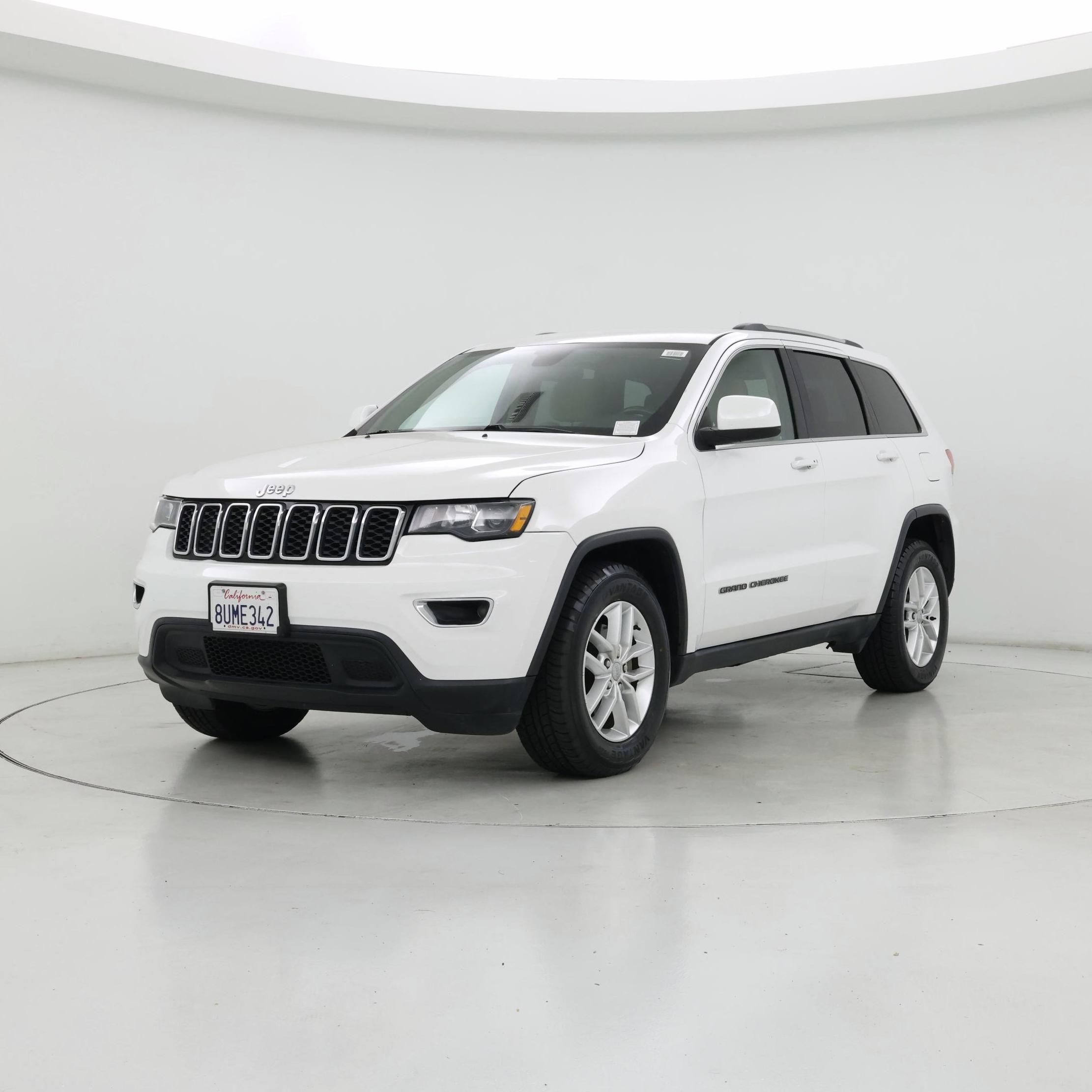 Thumbnail: 2017 Jeep Grand Cherokee - 4