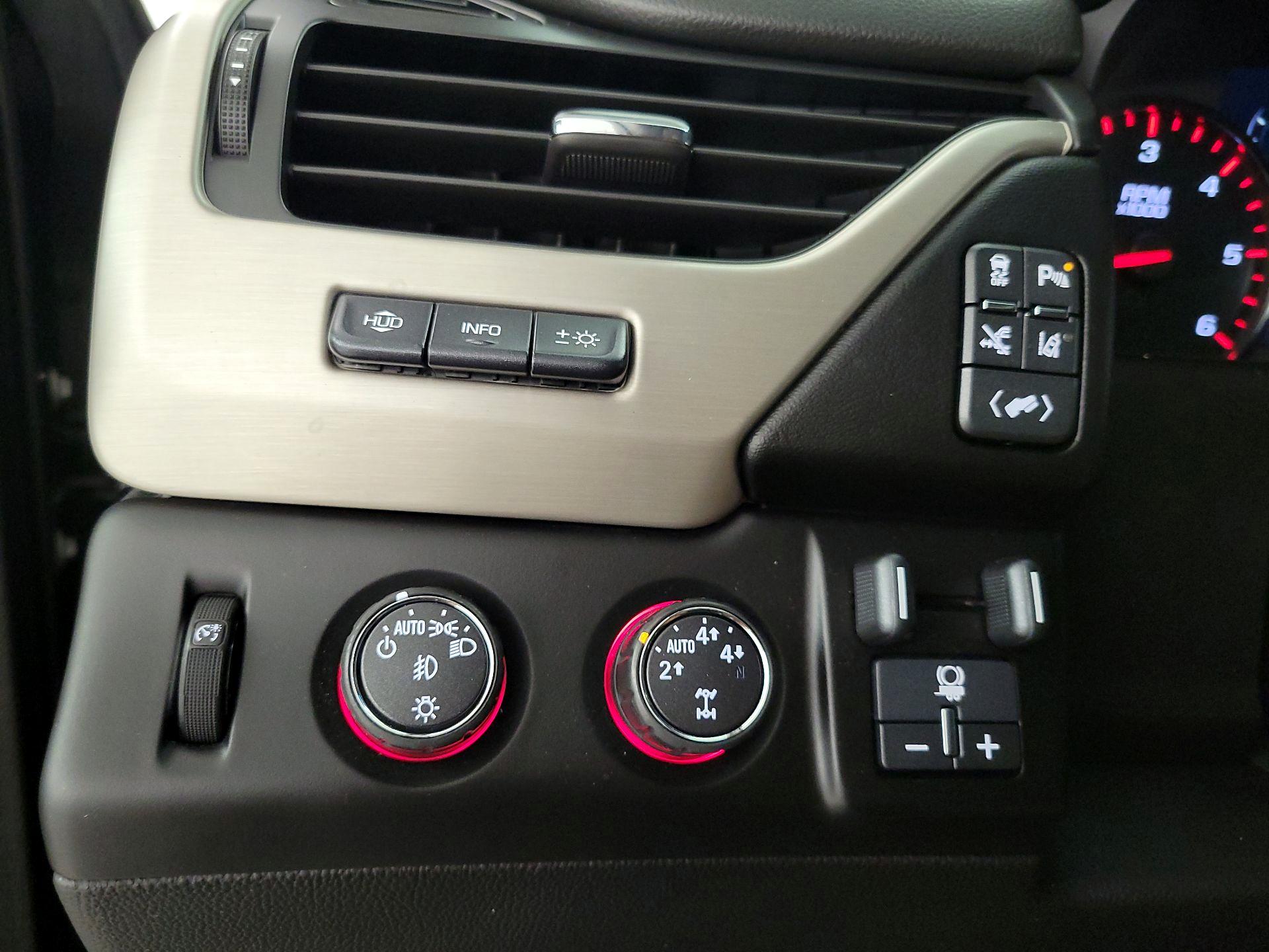 Thumbnail: 2015 GMC Yukon - 13
