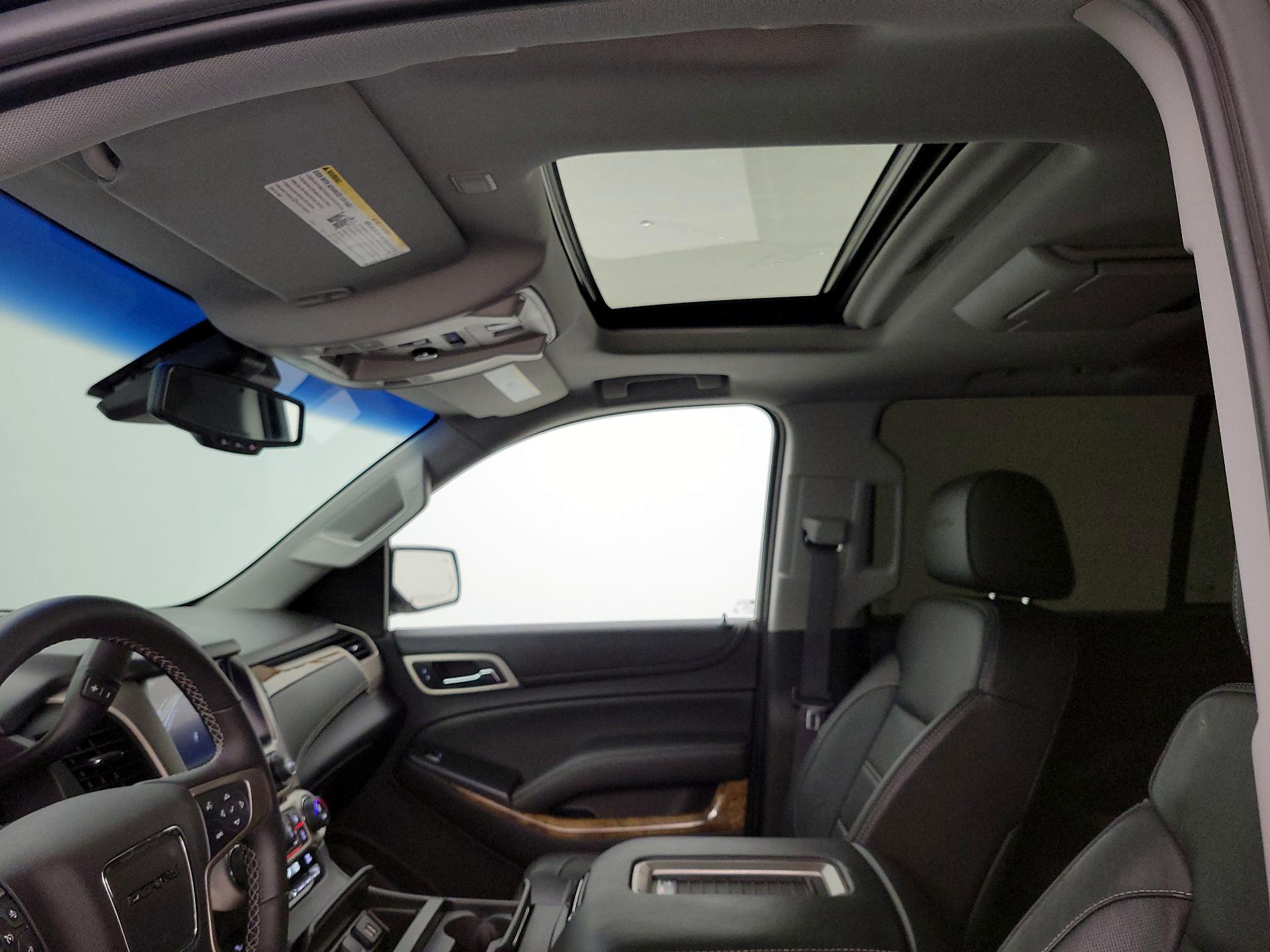 Thumbnail: 2015 GMC Yukon - 20