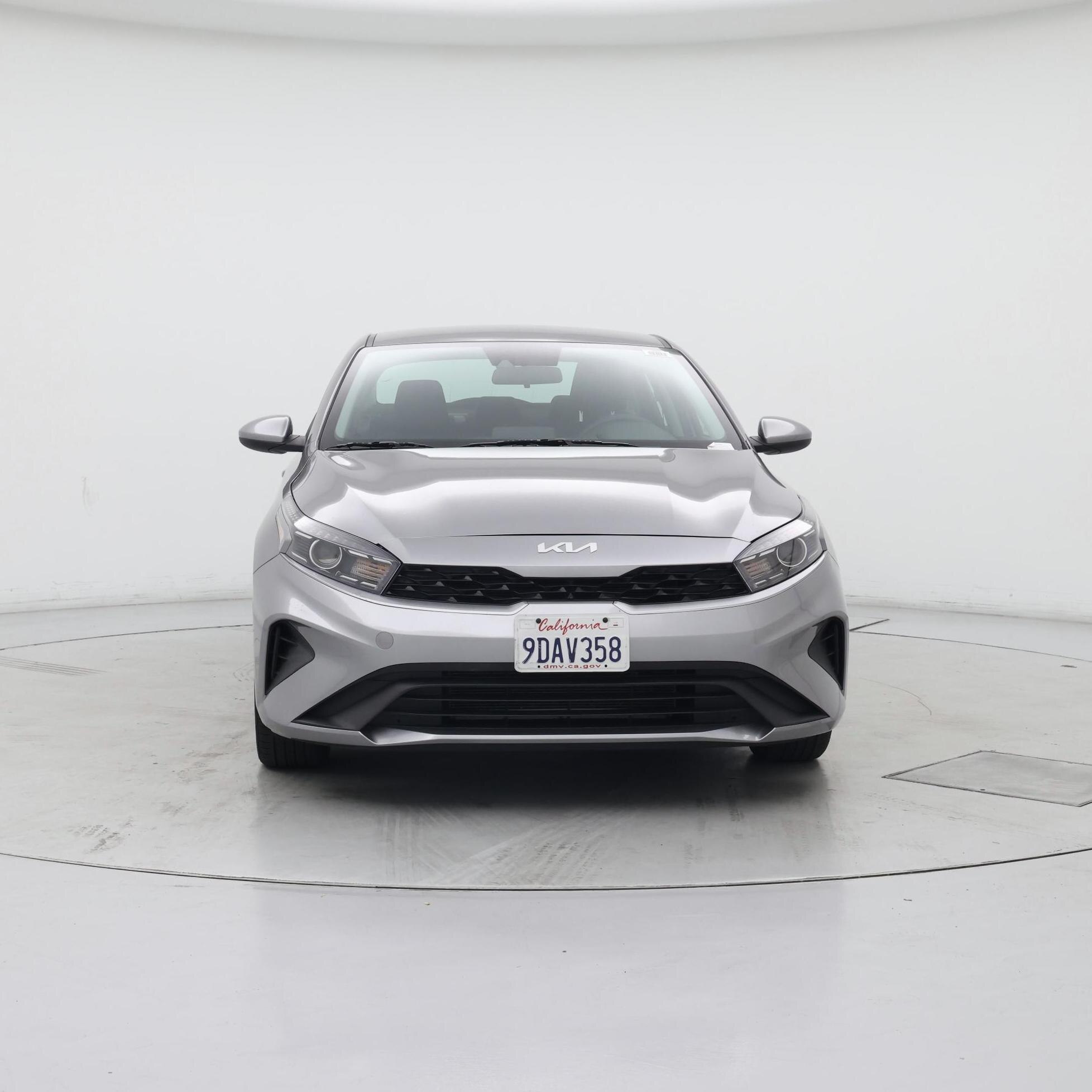 Thumbnail: 2023 Kia Forte - 5