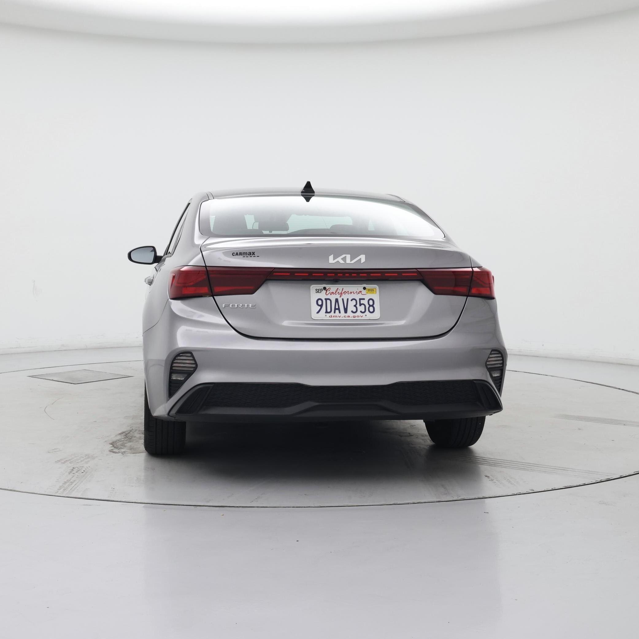 Thumbnail: 2023 Kia Forte - 6