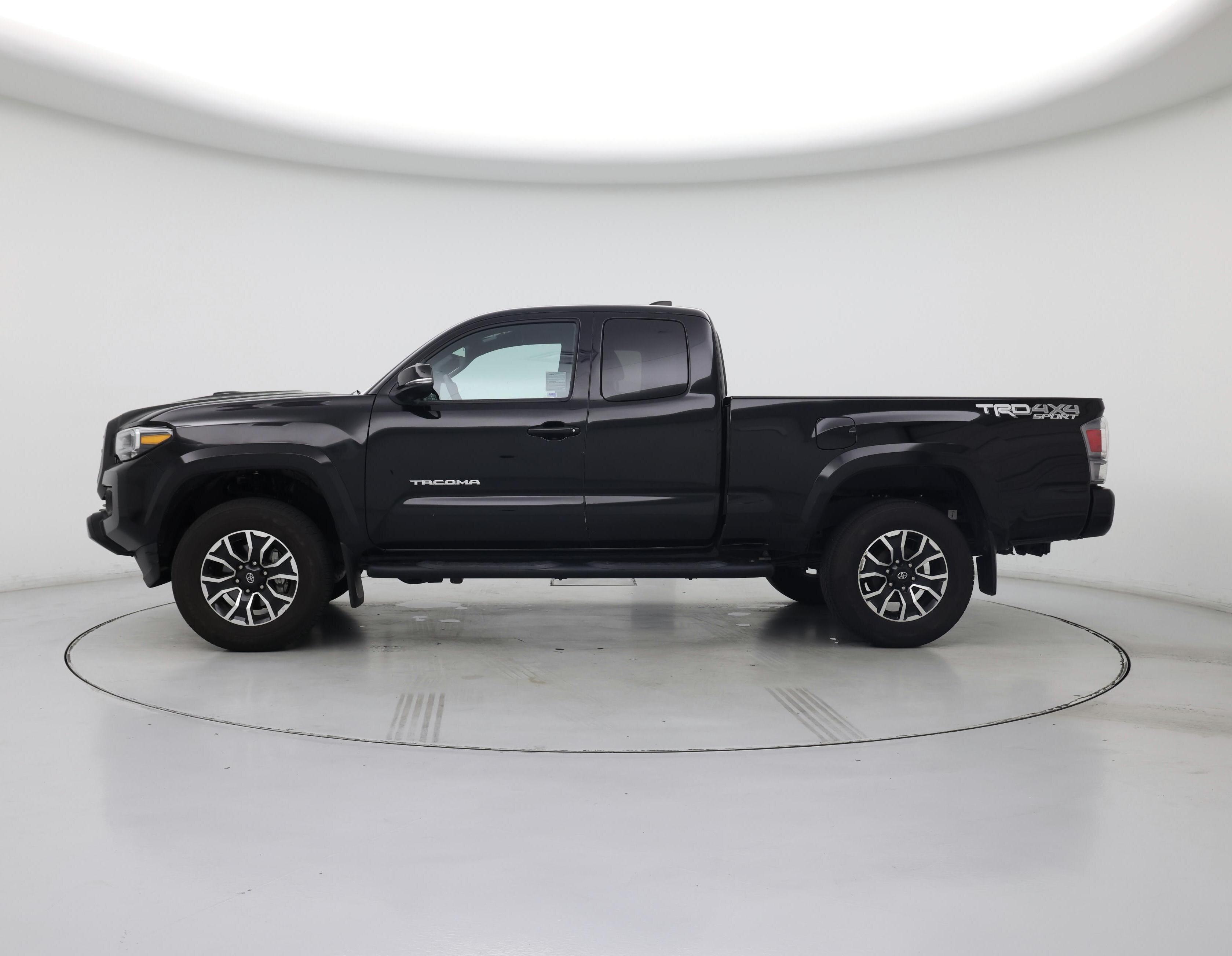 Thumbnail: 2023 Toyota Tacoma - 3