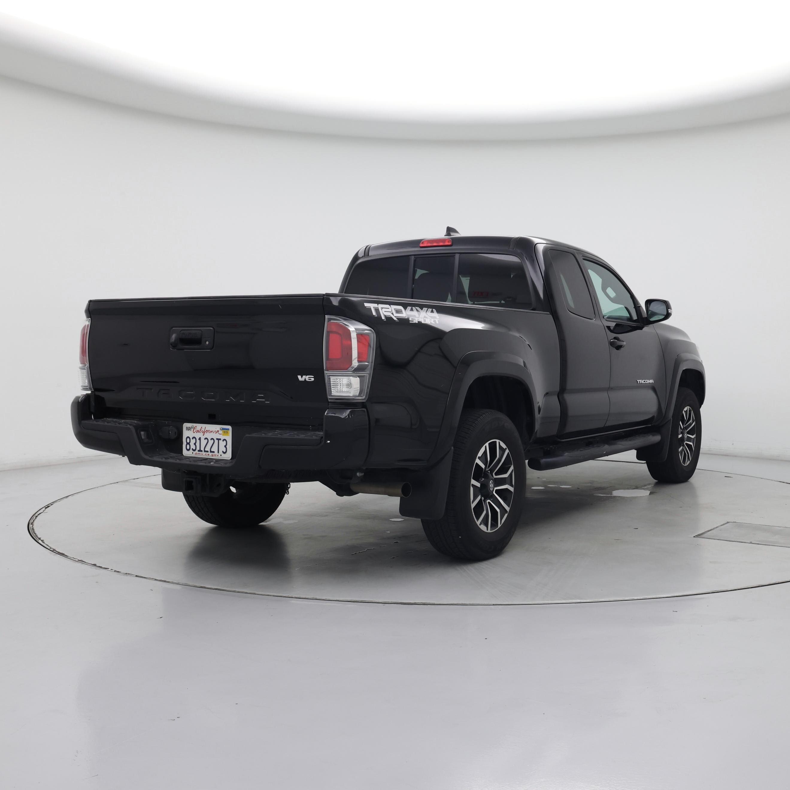 Thumbnail: 2023 Toyota Tacoma - 8