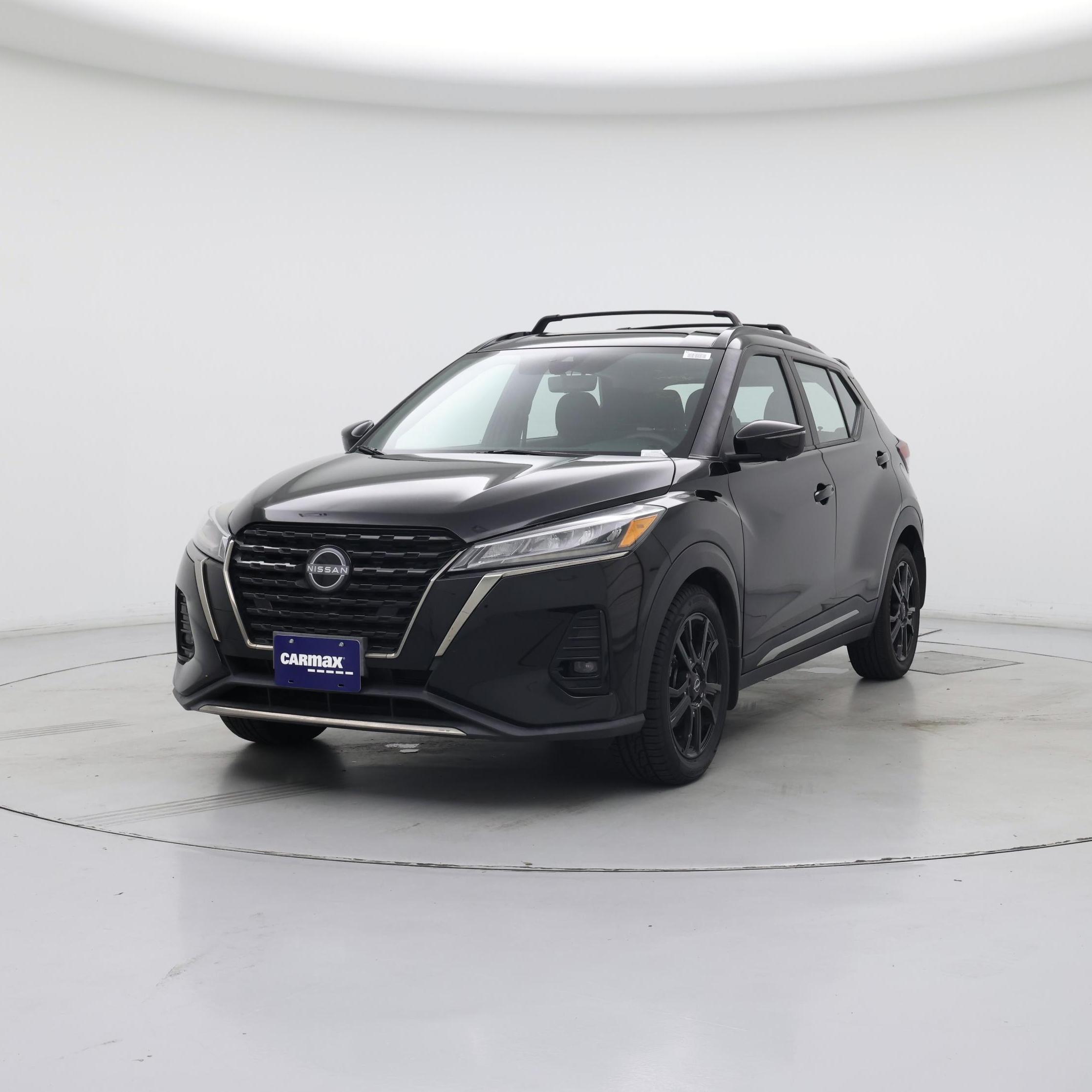 Thumbnail: 2023 Nissan Kicks - 4