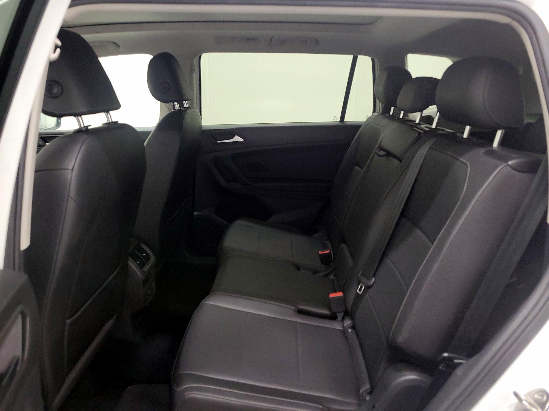 Thumbnail: 2019 Volkswagen Tiguan - 19