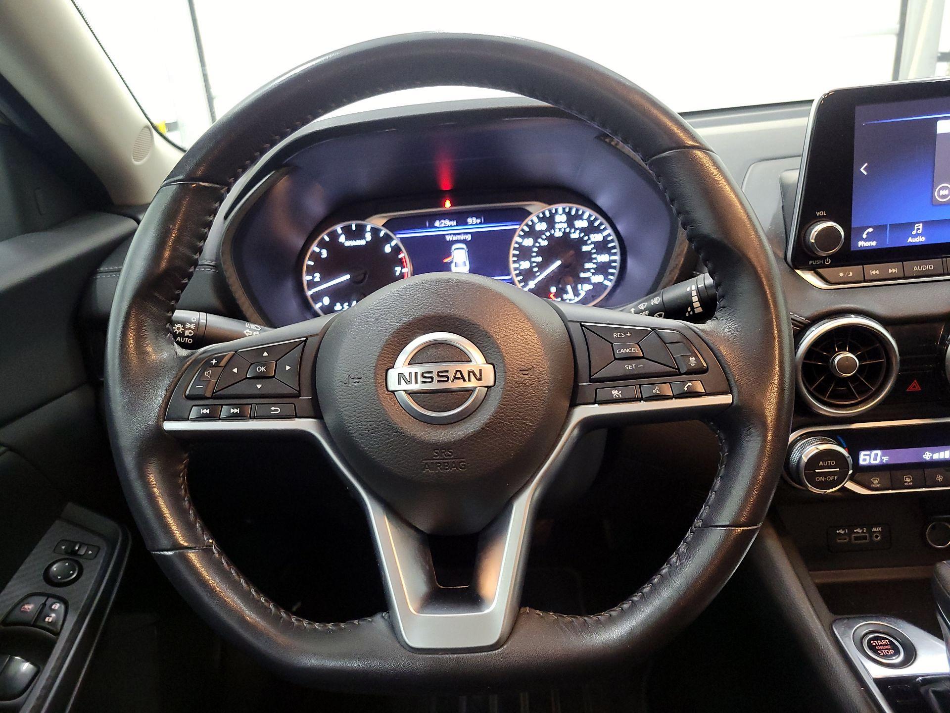 Thumbnail: 2020 Nissan Sentra - 10