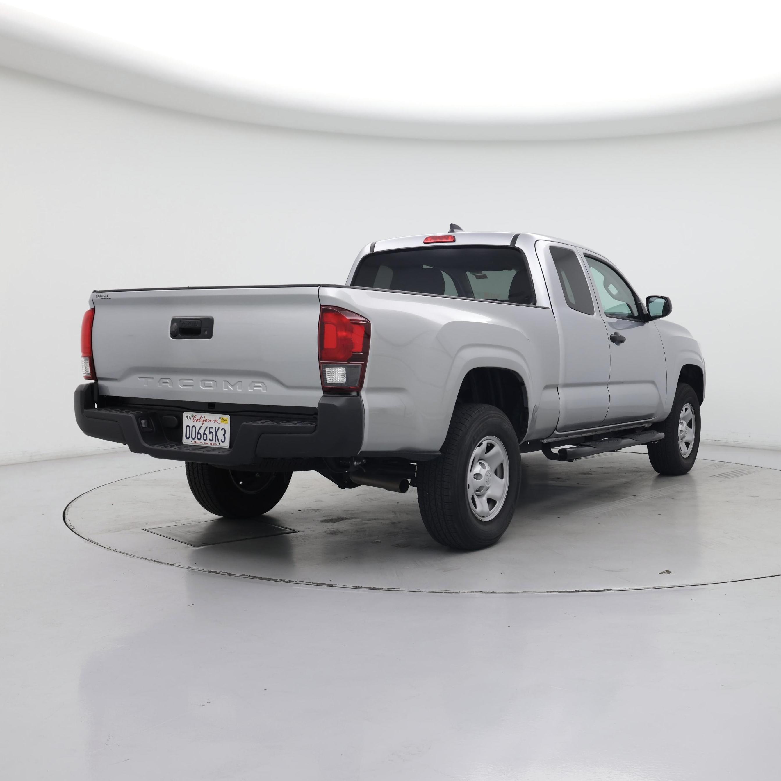 Thumbnail: 2022 Toyota Tacoma - 8