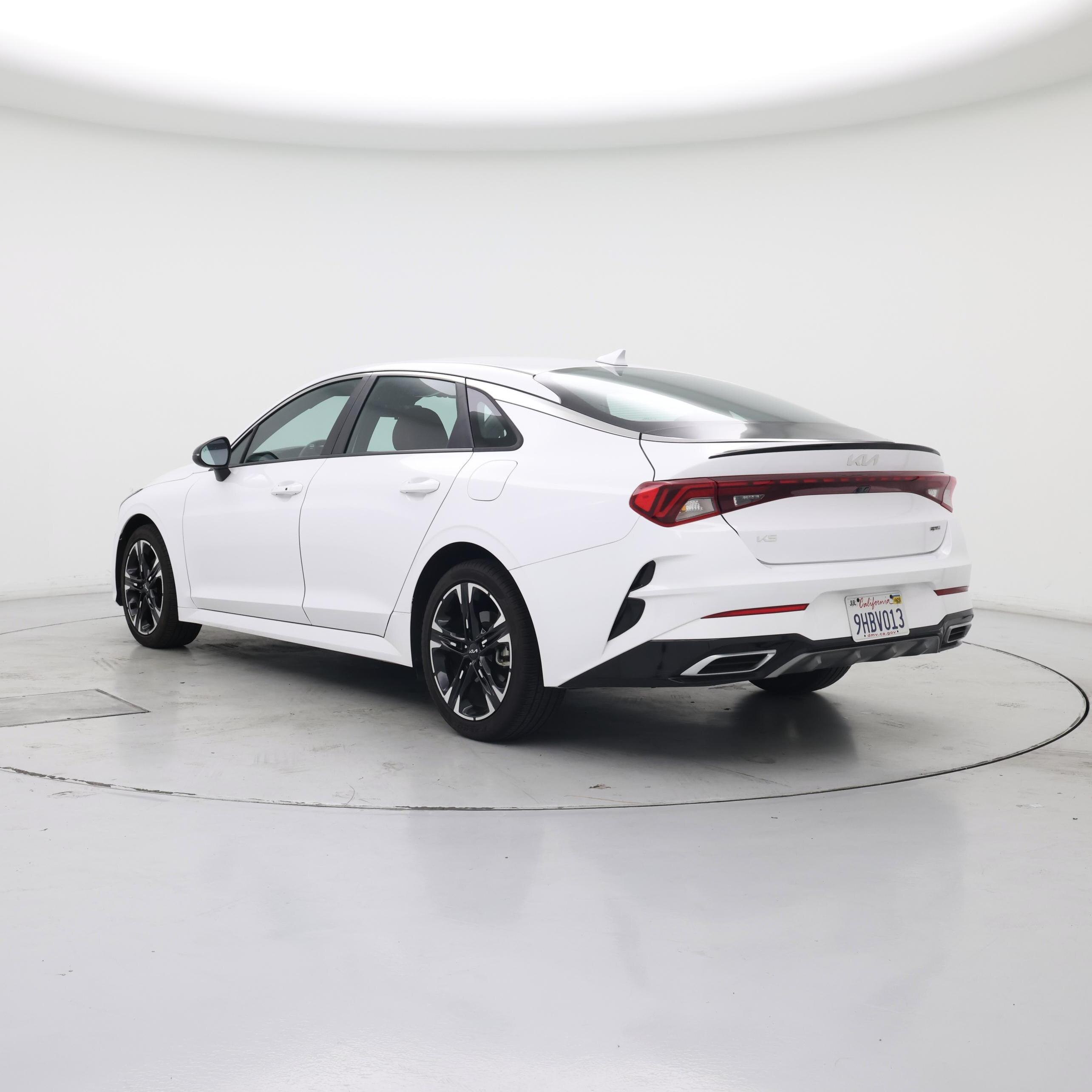 Thumbnail: 2023 Kia K5 - 2