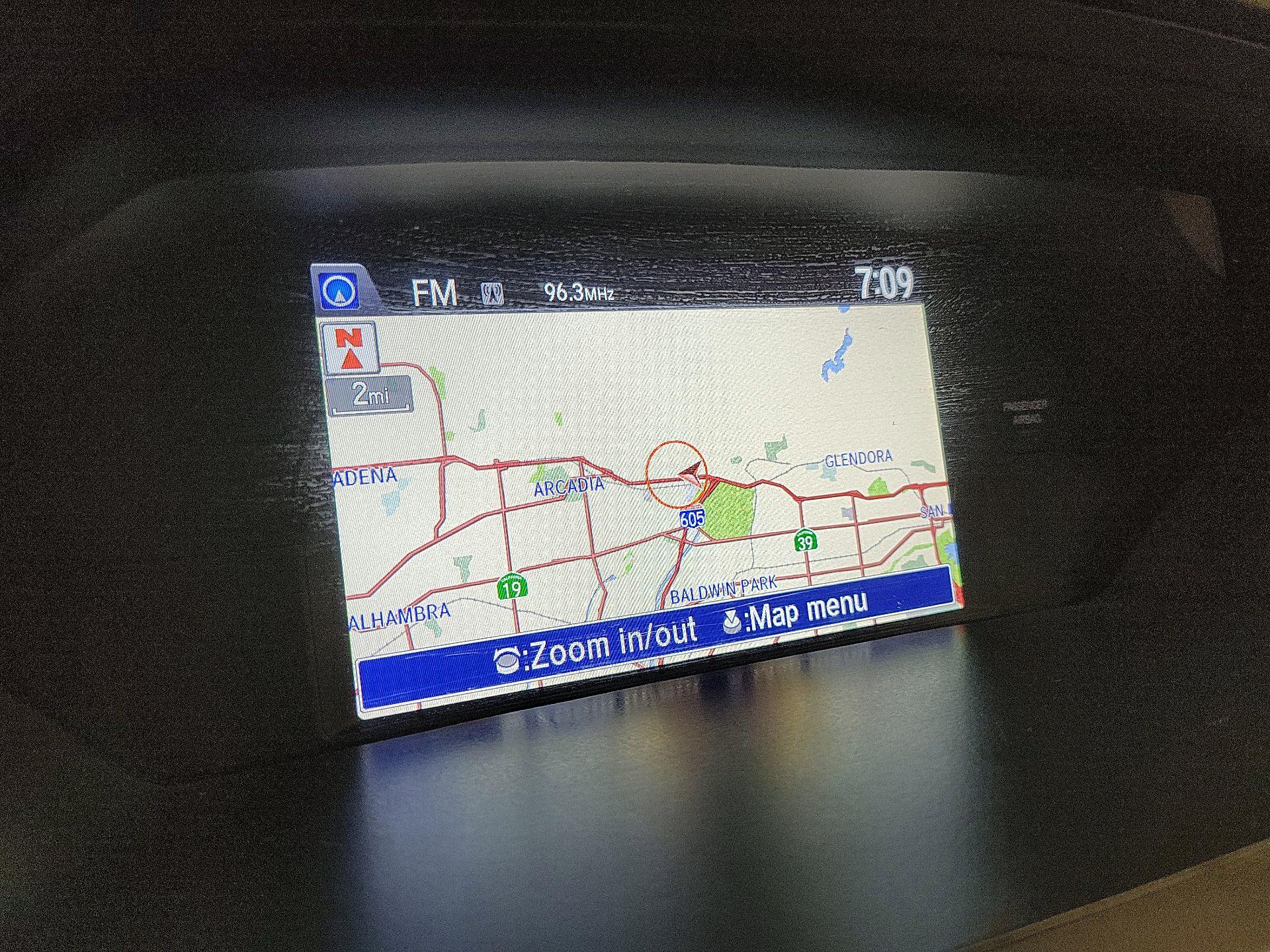 Thumbnail: 2015 Honda Odyssey - 14