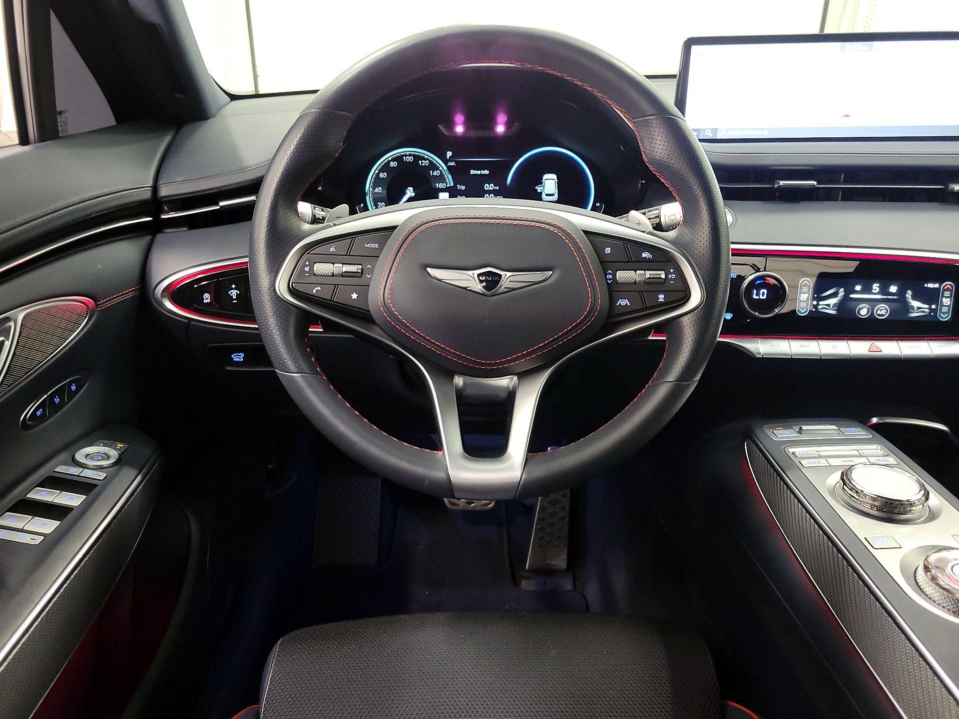Thumbnail: 2024 Genesis GV70 - 10